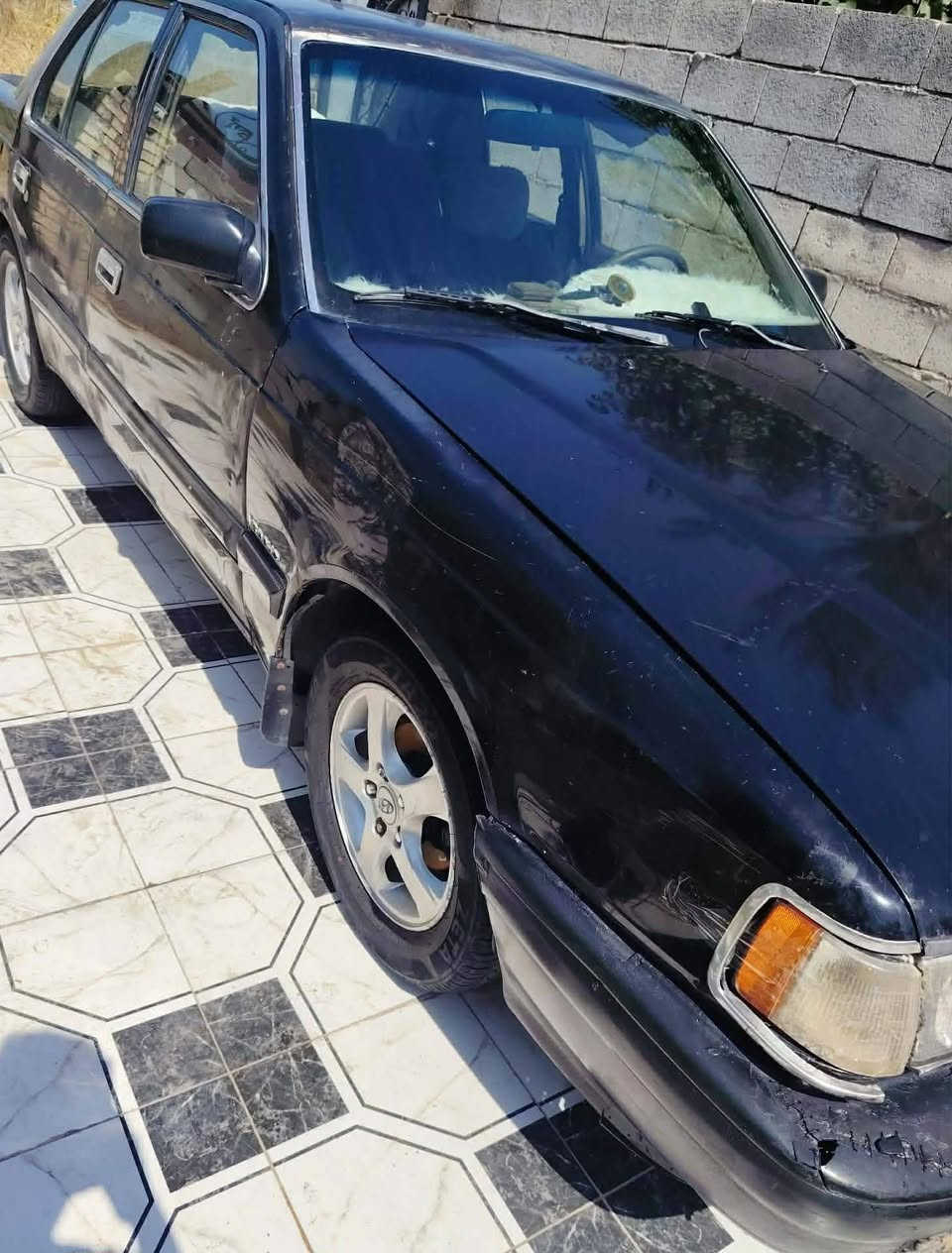 كيا بونتيشا موديل1996للبيع
رقم بغداد باسمي تحويل ثاني يوم سنويه لحد 2028 مشروع وطني كير محرك ونجي 
تبريد شغال ثلج قطعتين صدر امامي خلفي جديد صار شهرين من شاده تخم تاير جديد شاشه كبيره ايباد كاميرا خلفيه السياره عوزها سمكره فقط كشرها الخارجي يحتاجله ترتيب أما الباقي جيد جدا
 السعر 27 وبيها مجال مكان واسط صويره
***********
