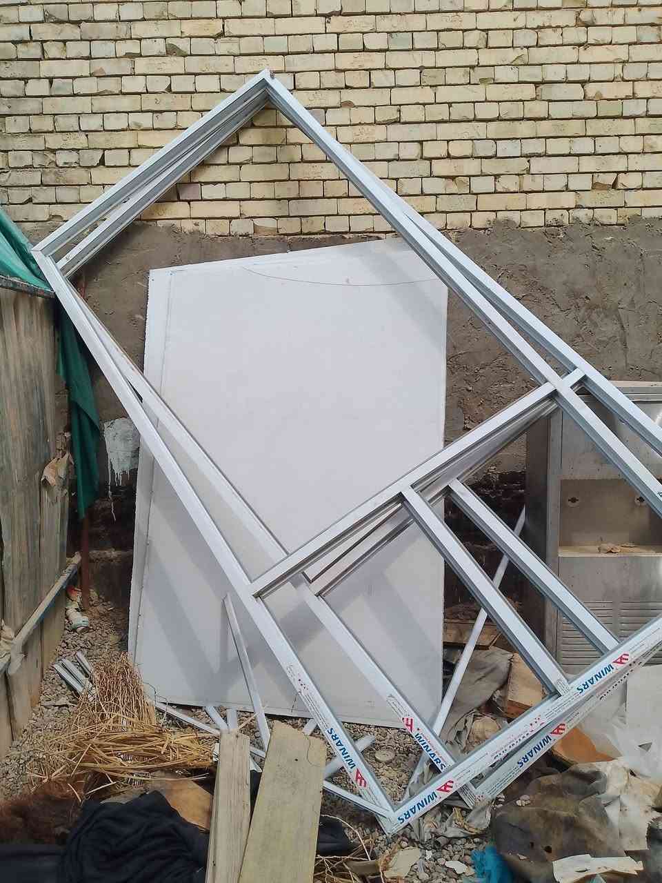 قاطع Bvc • ارتفاع ٣م • عرض ٢٧٥