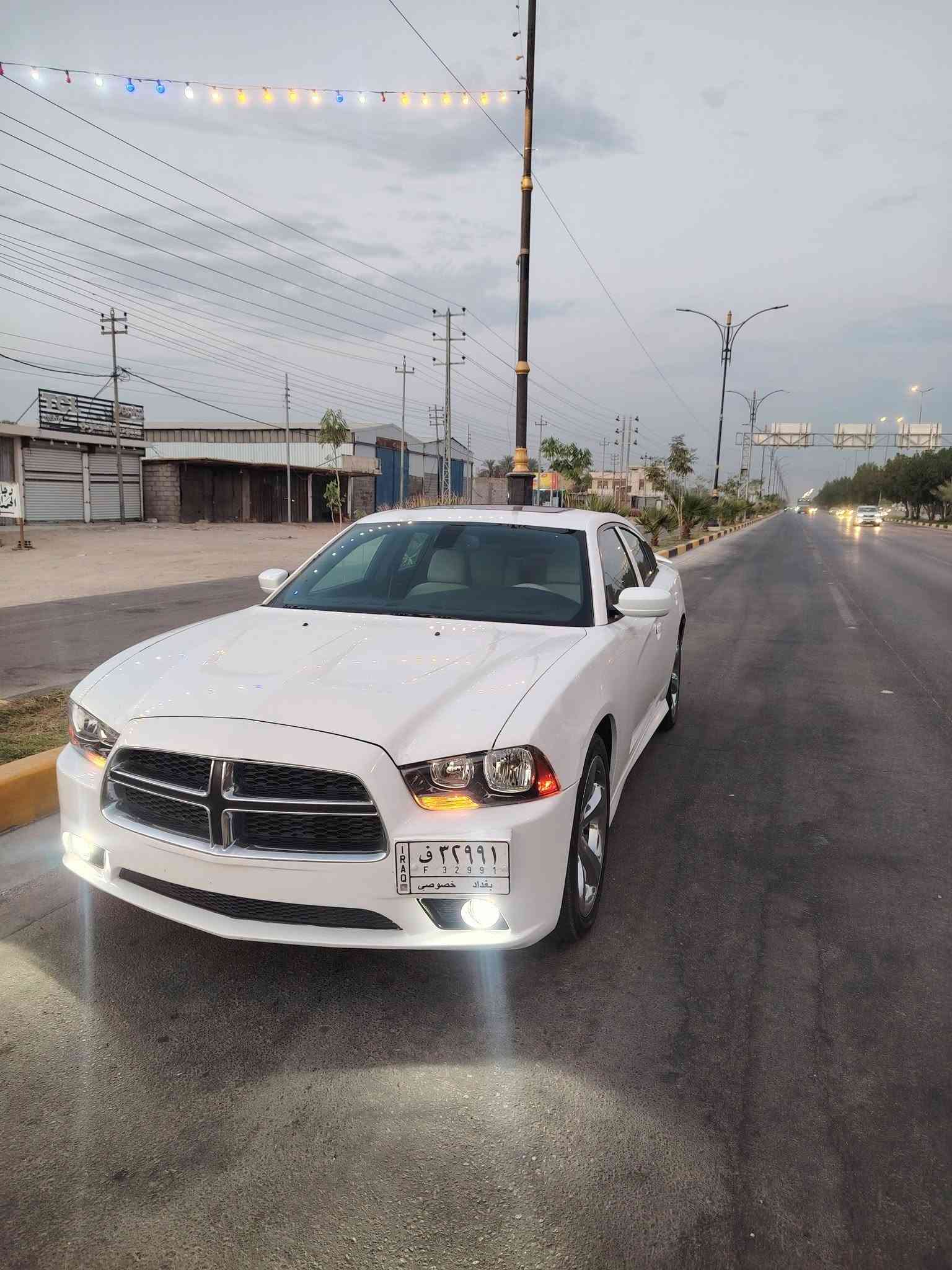 السلام عليكم جارجر موديل 2011 وارد امريكي رقم بغداد بسمي صبغ جاملغات خلفيه ونص جاملغ امامي بدون فتح بدون دواخل بدون ايرباك بجم كبس مكينه وكير وحداديه وكسل كله جديد تبريد ثلج داخل اعسلي اصل السعر مناسب مكان السياره بابل ***********
