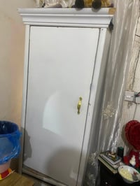 غرفة نوم للبيع كنتور 5 بوب وجربايه نفرين ودوشك نفرين وميز تواليت ومجرا...