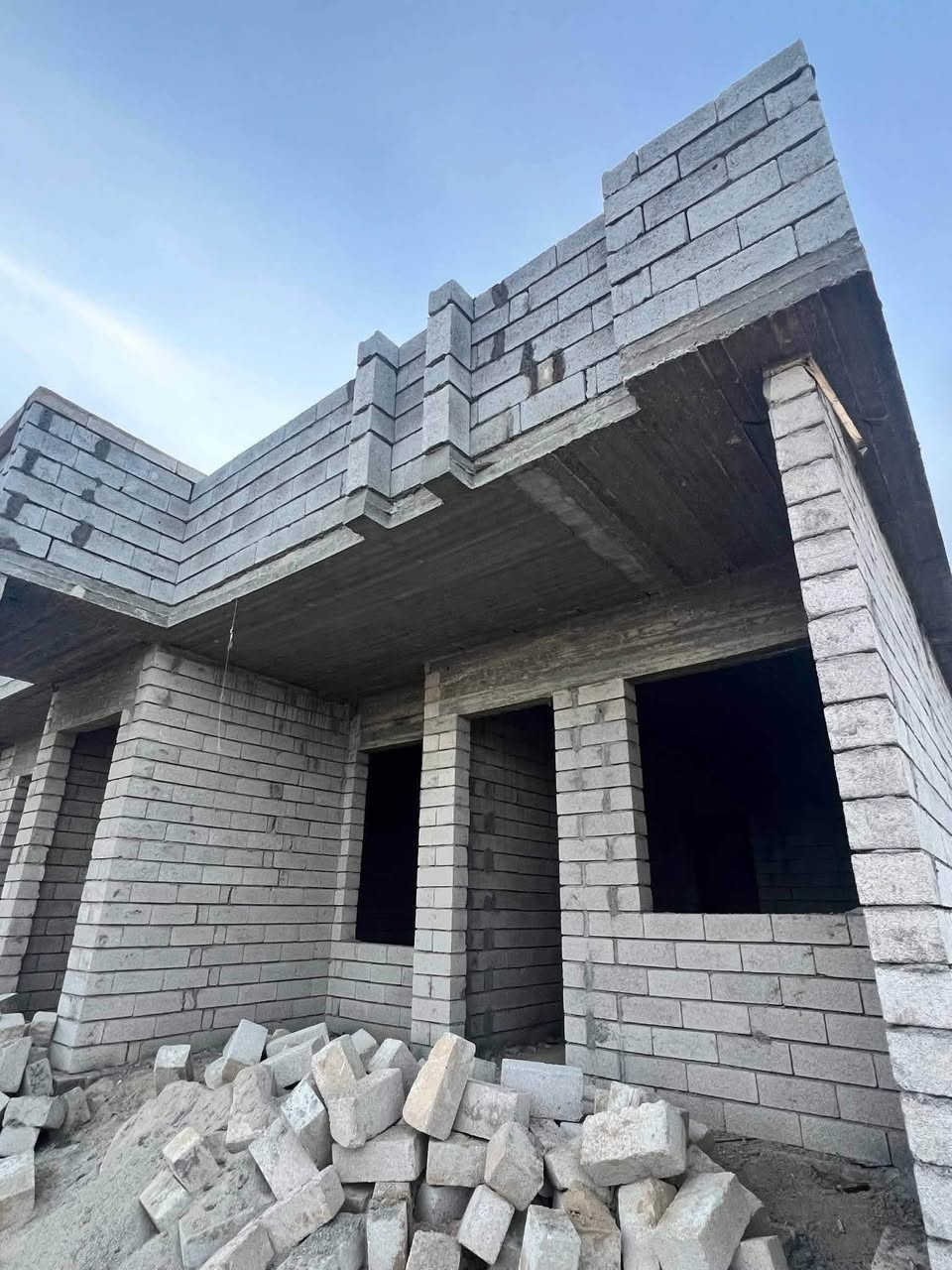 كادر بناء متفرق حاليا اسعار مناسبه ***********
