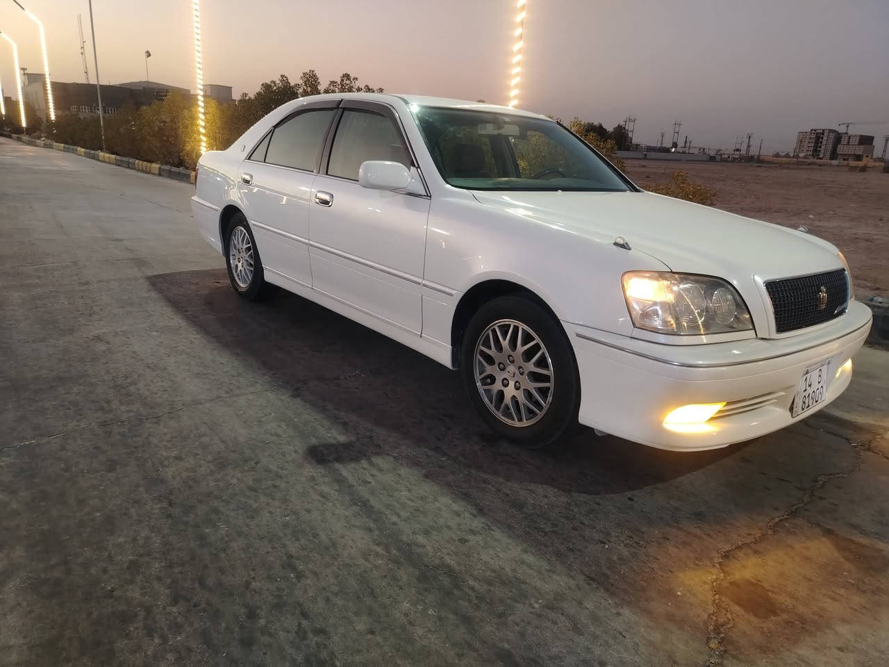 👑TOYOTA CROWN ROYAL SALON
للبيع تويوتا كراون 2001
والمراوس جميع محور فقط
دخول جديد دخول جديد 
قرار 102
رقم بصره دولي مداور ثاني يوم  

مكفوله كفاله عامه من الكص والغل والضربه  ورسميات والاصوليات 

المواصفات👇

✅تحوير الغسق 

✅مكينه 3000 

✅ شاصي171

✅ويل مشيف

✅كشنات كهرباء 

✅ ستيرن كهرباء

✅تخم تاير 

✅غراض جنطه كامل 

السياره ماعايزه برغي كامله عله اخر حبايه السياره بلواقع احلا من الصوره 📷

العنوان البصره 

للاستفسار***********
