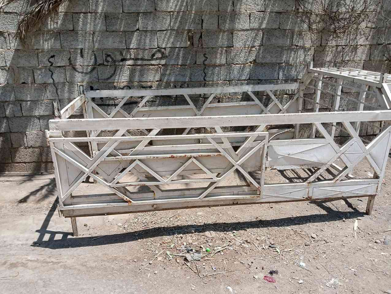 السلام عليكم هاذ المحجر للبيع سعره 125 مكاني بعقوبه ناحية العباره مكلف بالنشر هاذ رقم صاحبه(***********
