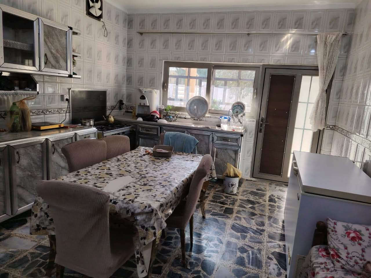 كاونتر • مرمر طبيعي • تفصيل سنك