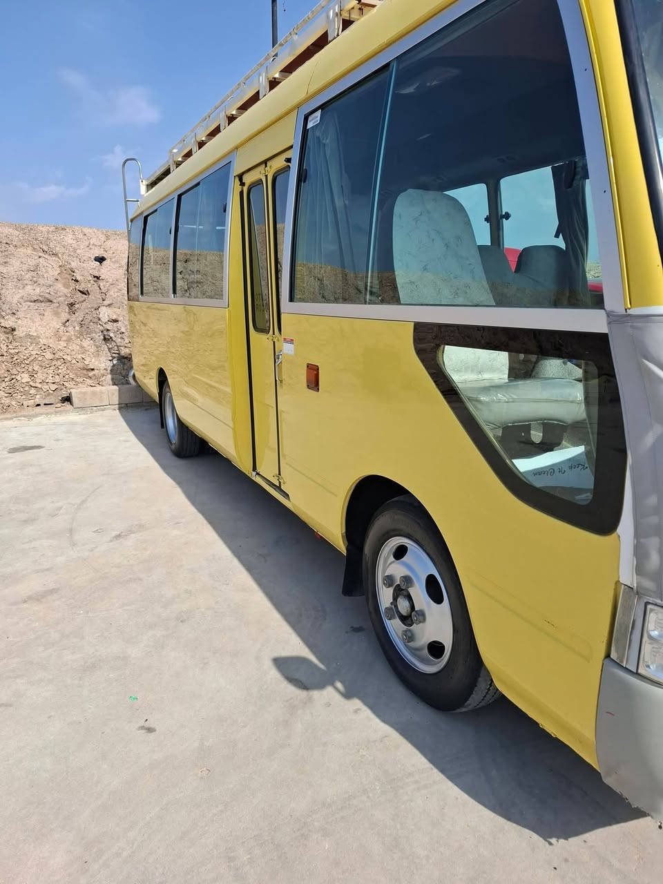 سلام عليكم كوسترللبيع مديل ٢٠١٤بصره الون اصفربلادي سياره مكفوله صبغ بلذيل قليل والباقي مكفول كيرمكينه اكسن بحاله جيدا جداالسعر٣٤٠$بيه مجال للشراي ***********
