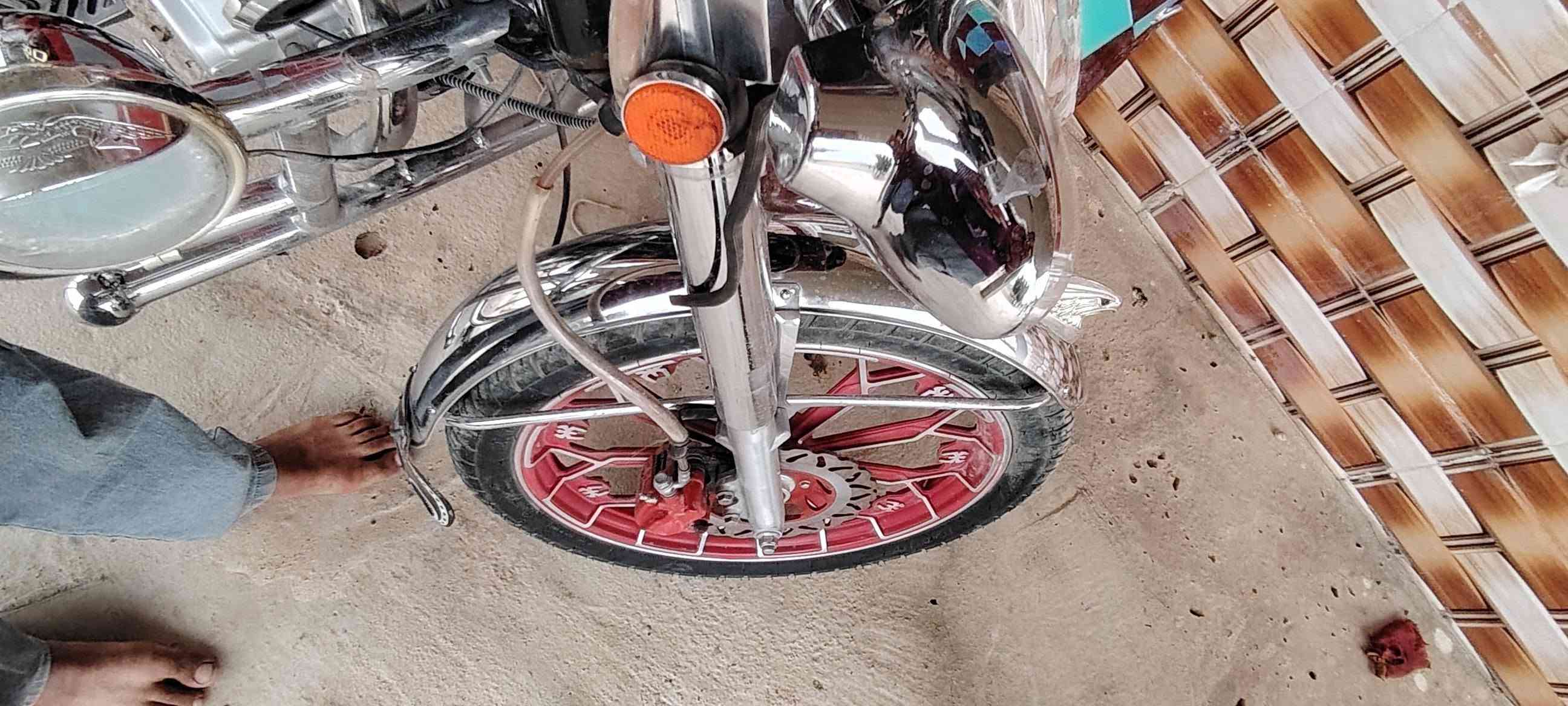 جني • ٢٠٠ • موديل ٢٥
