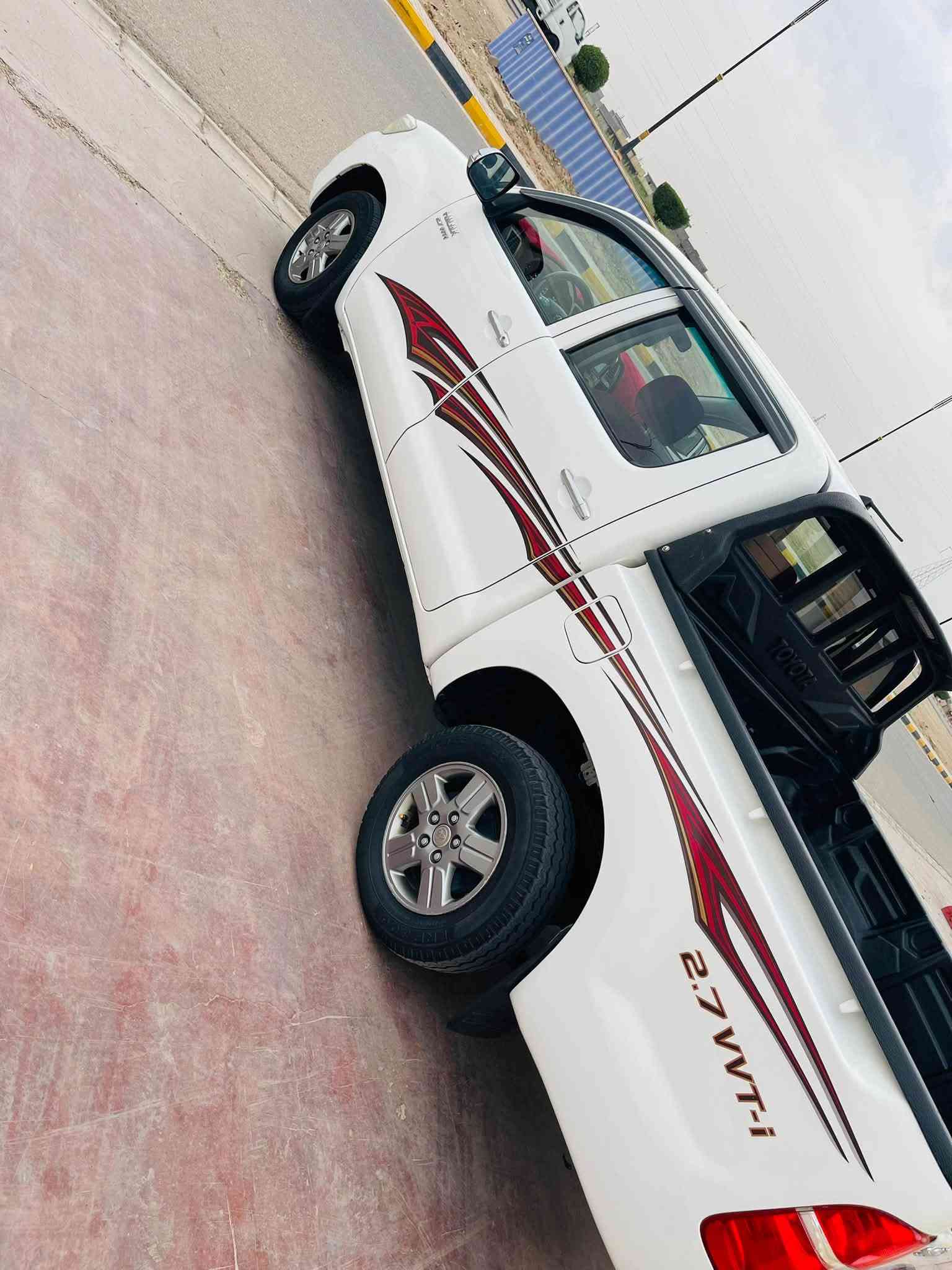 هايلوكس • ٢٠١٤ • رقم بغداد
