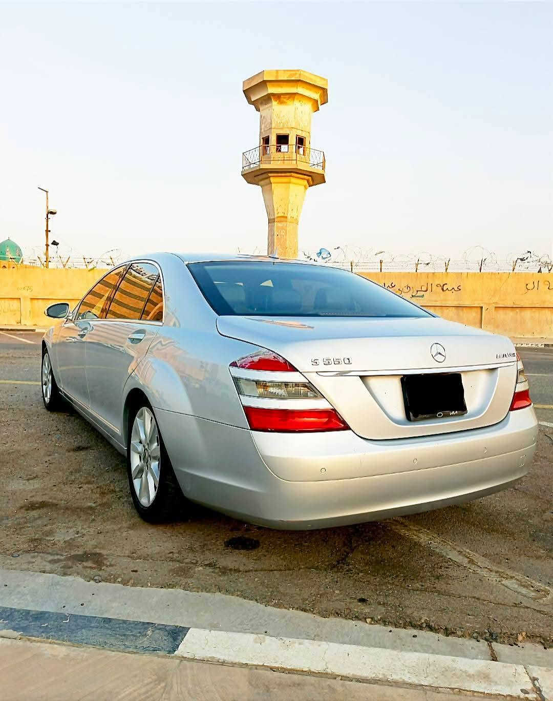 ‏السلام عليكم
‏ ادوووات ادووووات مارسيدس S550 موديل 2008 دخوووول جدييد سياره طك كارتون كفاله (گص وسرقة وانتربول)  دخووول جدييييد حاوية السياره 
‏مكينة كير بلفلين بدي بالكارتون احلى من الصور غرفه مال شركة  فوووول مواصفات بيبان شفط بردات كهربائي كشن جلد تدفئه وتبريد مساج تبريد ثلاثة قطع  نظام القياده ثلاثة وضعيات اقتصادي ورياضي وعادي سياره فووول للاخير هواي بيهة مواصفات.....رقم الهاتف *********** اسفسار  مكان بابل مركز المدينه
