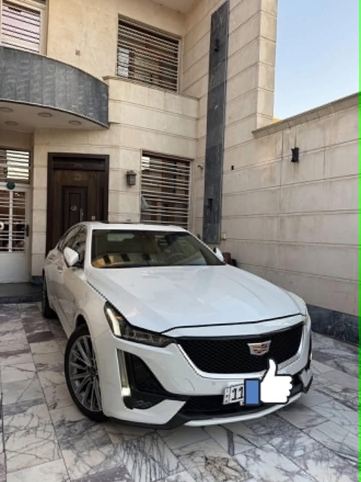 السلام عليكم 
كاديلاك 
موديل 2020
فئة لكجري 
CT5
V6
ماشية 55,000  الف كيلو 
صور امريكا واضحة بالصور 
صبغ جاملغ وربع البنيد 
ايرباك سستم 
و رصعة بالباب الخلفي
رقم بغداد الجديد بأسمي 
مكانها : بغداد - العامرية 
سعرها :  18,500$ وبيها مجال ان شاء الله 
للاستفسار : *********** وبي واتس اب ايضا

