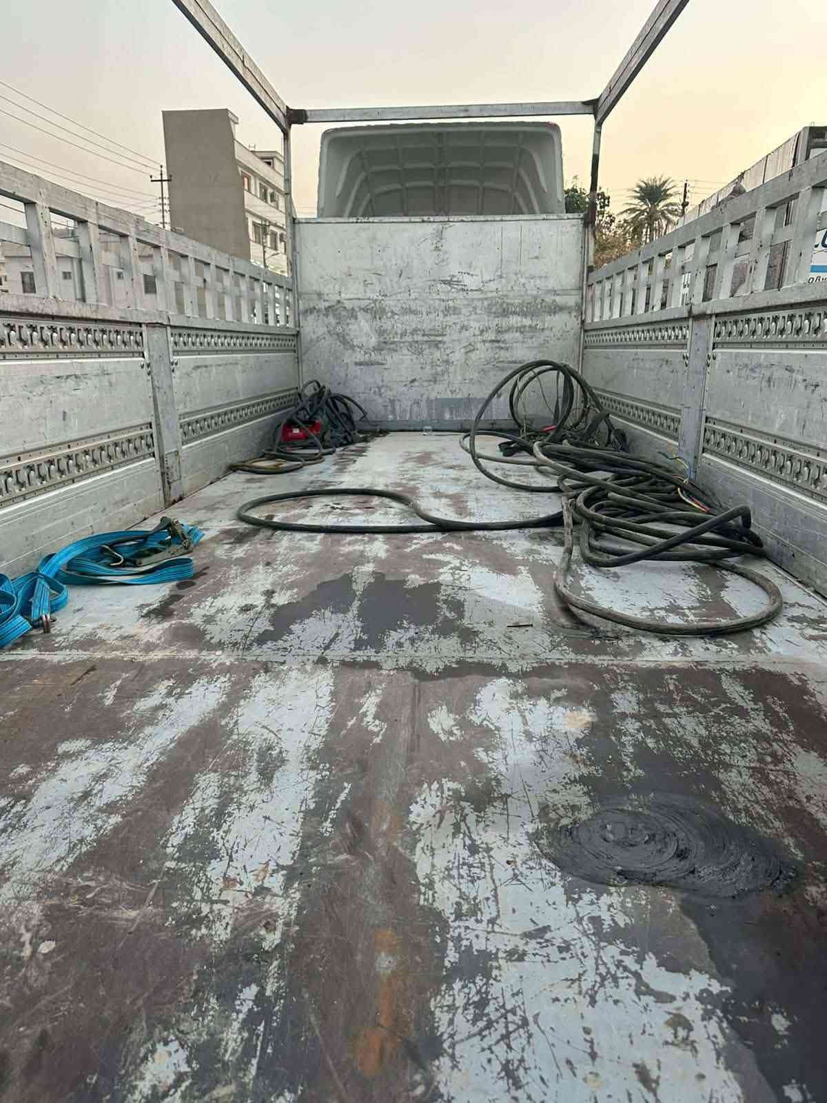 للبيع انكر وحش موديل ٢٠١٣ السعر ٢٨٥وبي مجال مكان السياره كركوك
***********
