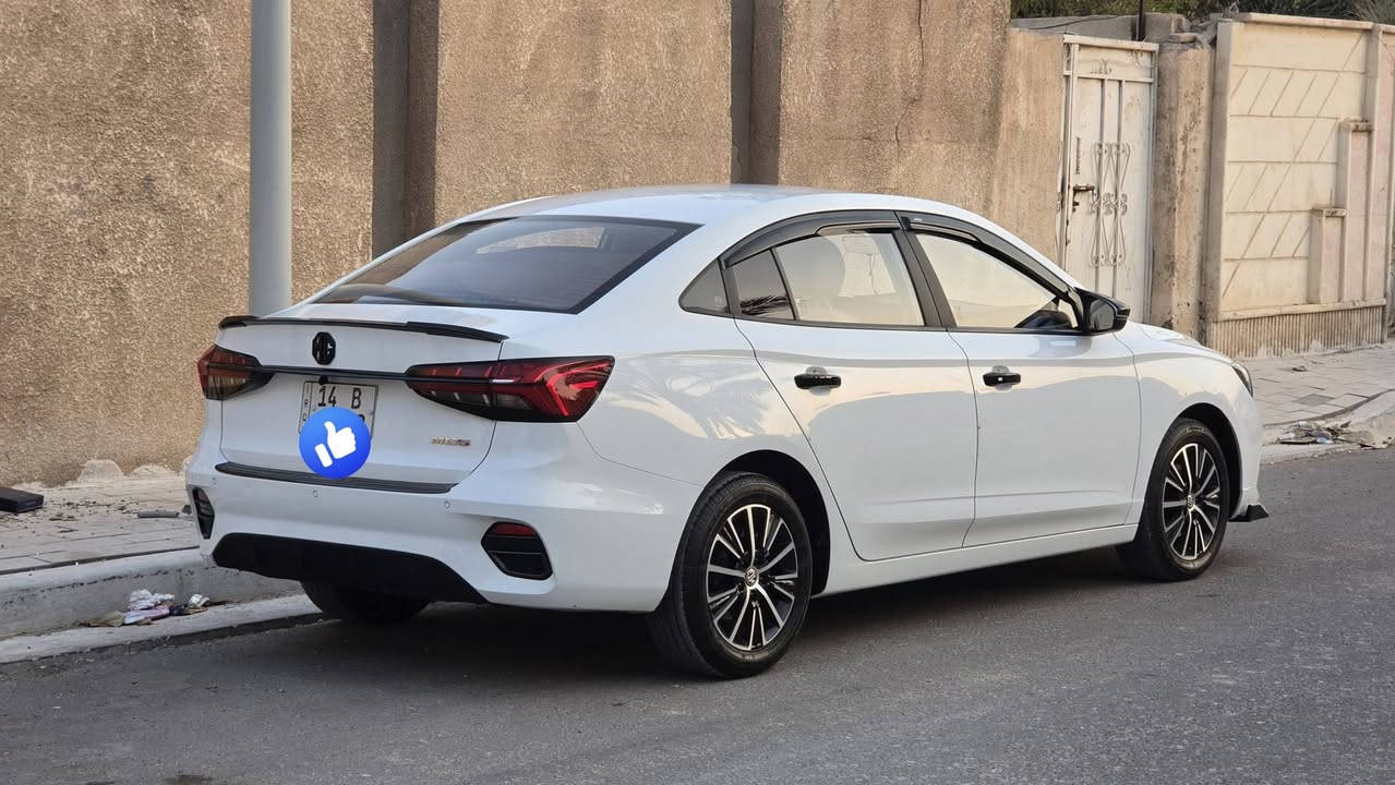 MG5 PLUS 2025 سيارة جديدة بمعنى الكلمه
السيارة رقمها بصرة بسمي 
ماشية ١٣ الف قابل للزيادة 
كفاله كفاله 
السيارة مثل ما بين بالصور كامله مكمله كل كمالياتها مكملها 
مواصفات ال comfort المعروفه 
السعر المطلوب ١٢٥ ورقة 
التواصل على الرقم ***********
