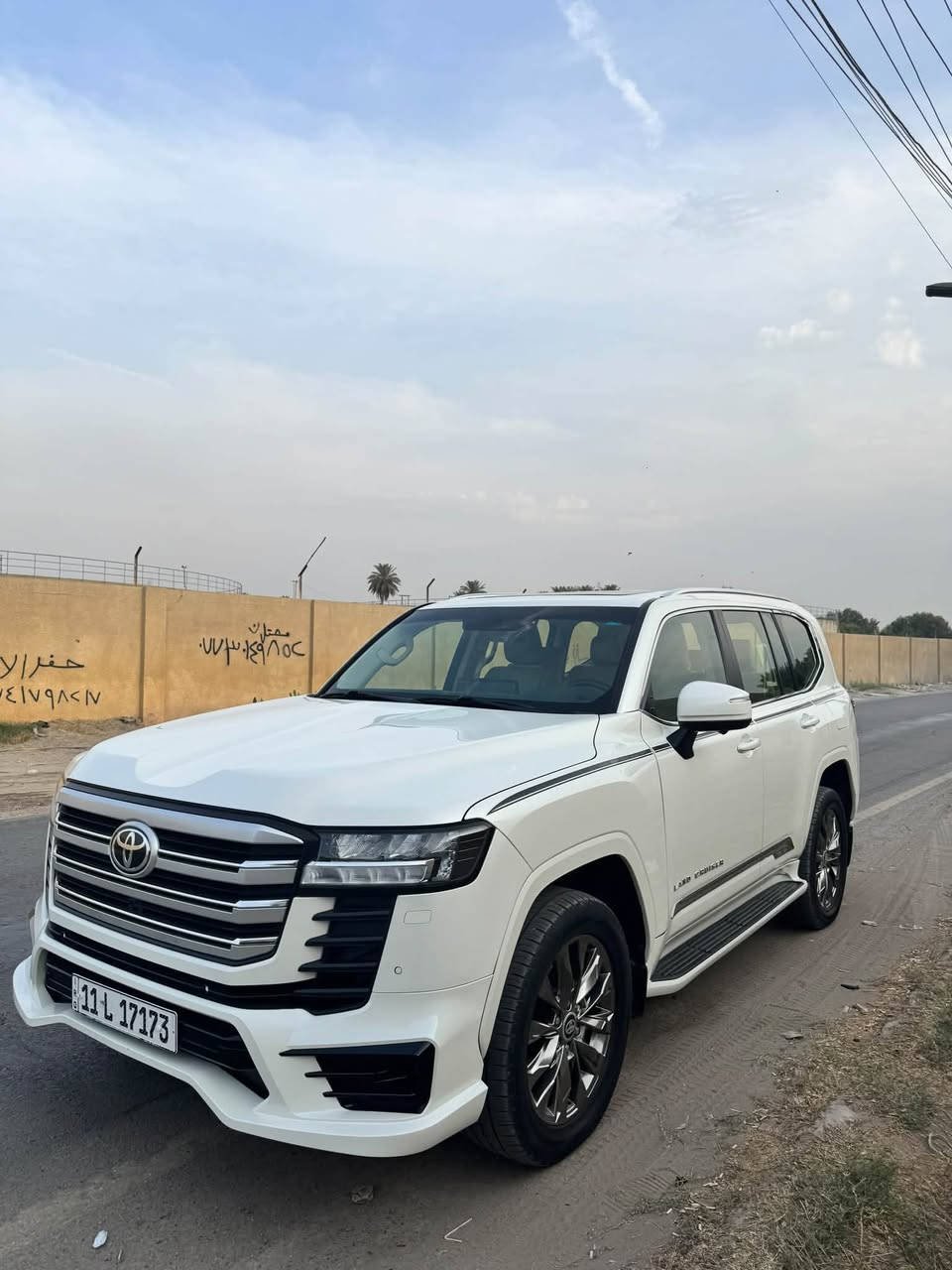 لاندكروز GXR بريم • ٢٠٢٣ • رقم بغداد