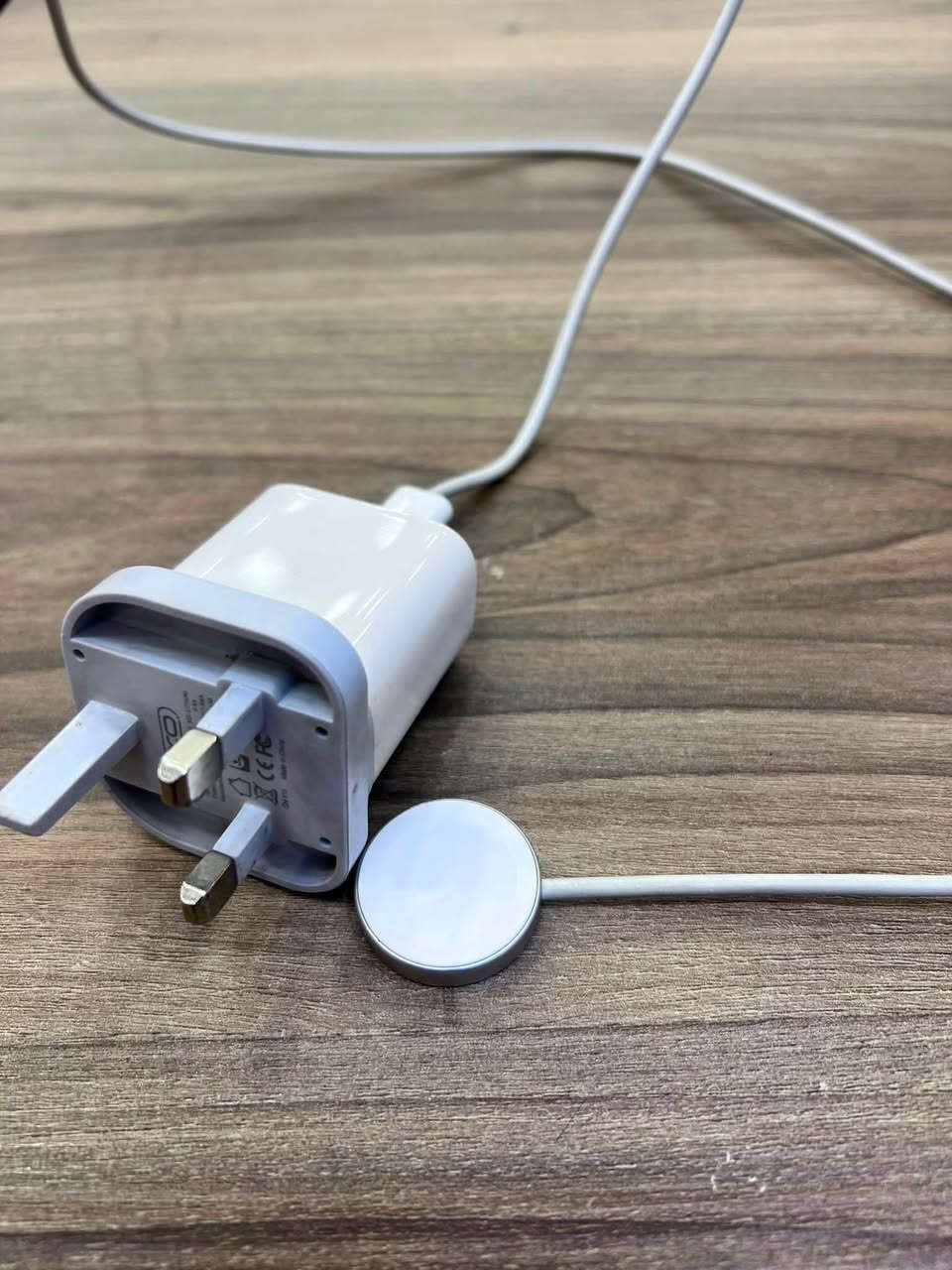 سلام عليكم متوفر ساعه Apple Watch Series 8  نظيفه كلش استخدام سنه سيرها سبير اسود وياها شاحنه اصليه وياها 
مميزاتها: 
1:قياس نبض القلب أثناء نوم 😴🩸
2:تخطيط القلب♥️✅
3:تتبع تمارين( مشي وجري سباحه تمارين قوه الى اخره)✅
4:مقاومه للماء حتى 50 متر ✅
5:تتبع نوم ومراحل 😴 نوم
6:اكتشاف سقوط واكتشاف حوادث السيارات✅
7:جي بي اس اثناء مسارك مشي إلى اخره ✅
8:    ذاكرة 32GB. 
9:    البطارية الرسمية تصل إلى 18 ساعة، ومع وضع توفير الطاقة يمكن أن تصل إلى حوالي 36 ساعة في ظروف✅
للتواصل هذا رقمي *********** واتساب

