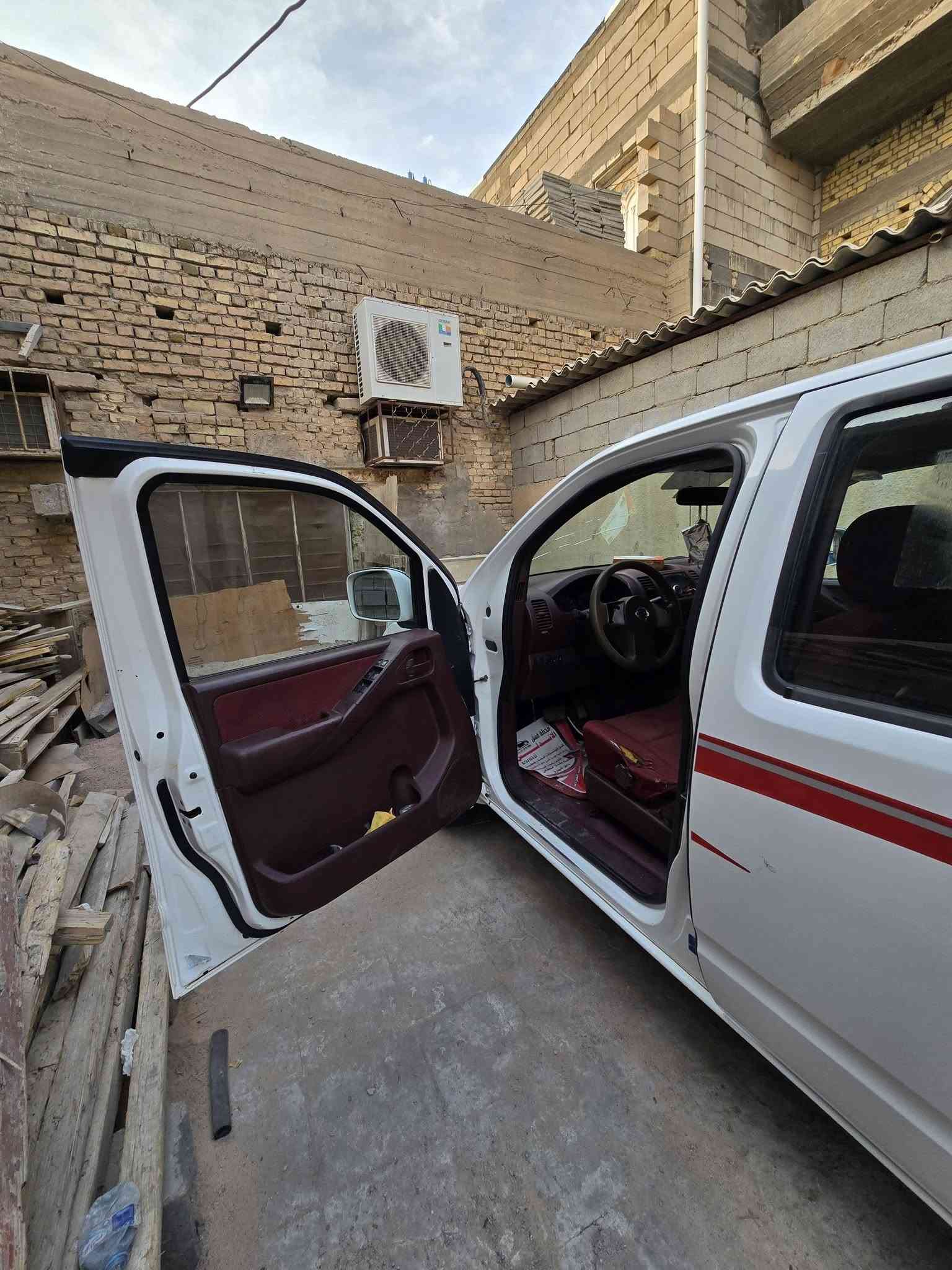 نيفار ٢٠١٦ رقم اربيل بسمي سونار منشور وياها بل احمر صبغ ازرق بارد سعرها ١٢٥ ورقه مكان سيار البصره ***********
