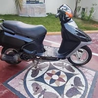 دراجة • نظيفة • اوراق كاملة