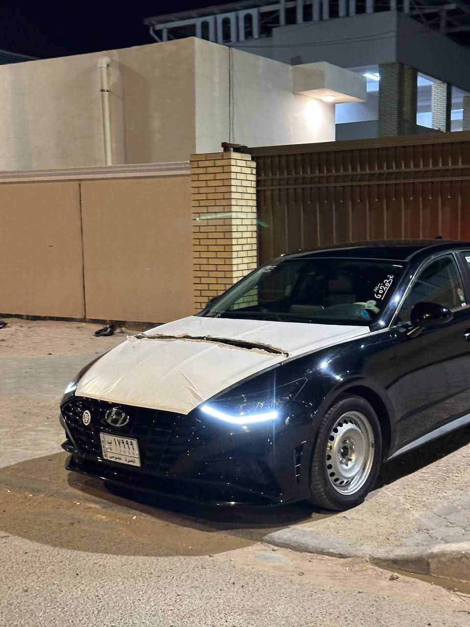 السلام عليكم سيارة سوناتا للبيع او مراوس ويا كورلا تجميع صيني شكل خليجي كون مديل 2021 سيارة لون اسود معوقين ورقمه مميز معوق بصحة جيدة وبيتهم بل قبلة يسوي وكالة سيارة ضربته حلو وتوه طبت 87 كيلو  سيارة جديدة استمال شخصي مكاني بصرة وهذا رقمي بي واتساب. ***********

نص مكتوب في الصور:
- 43 en.bidfax.info 4:32 Free bid history copart and iaai Hyundai Sonata Hyundai Sonata Se 2021 Black 2.5L 4 vin: 5NPEG4JA2MH071211 Hyundai Sonata Se 2021 Black 2.5L 4 vin: 5NPEG4JA2MH071211 Final bid: $10300 Auction: Copart SOLD Lot number: 58254262 Date of sale: 22.09.2022 Year: 2021
- 43 en.bidfax.info 4:32 Free bid history copart and iaai » Hyundai » Sonata » Hyundai Sonata Se 2021 Black 2.5L 4 vin: 5NPEG4JA2MH071211 Hyundai Sonata Se 2021 Black 2.5L 4 vin: 5NPEG4JA2MH071211 Final bid: $10300 Auction: Copart SOLD Lot number: 58254262 Date of sale: 22.09.2022 Year: 2021 3