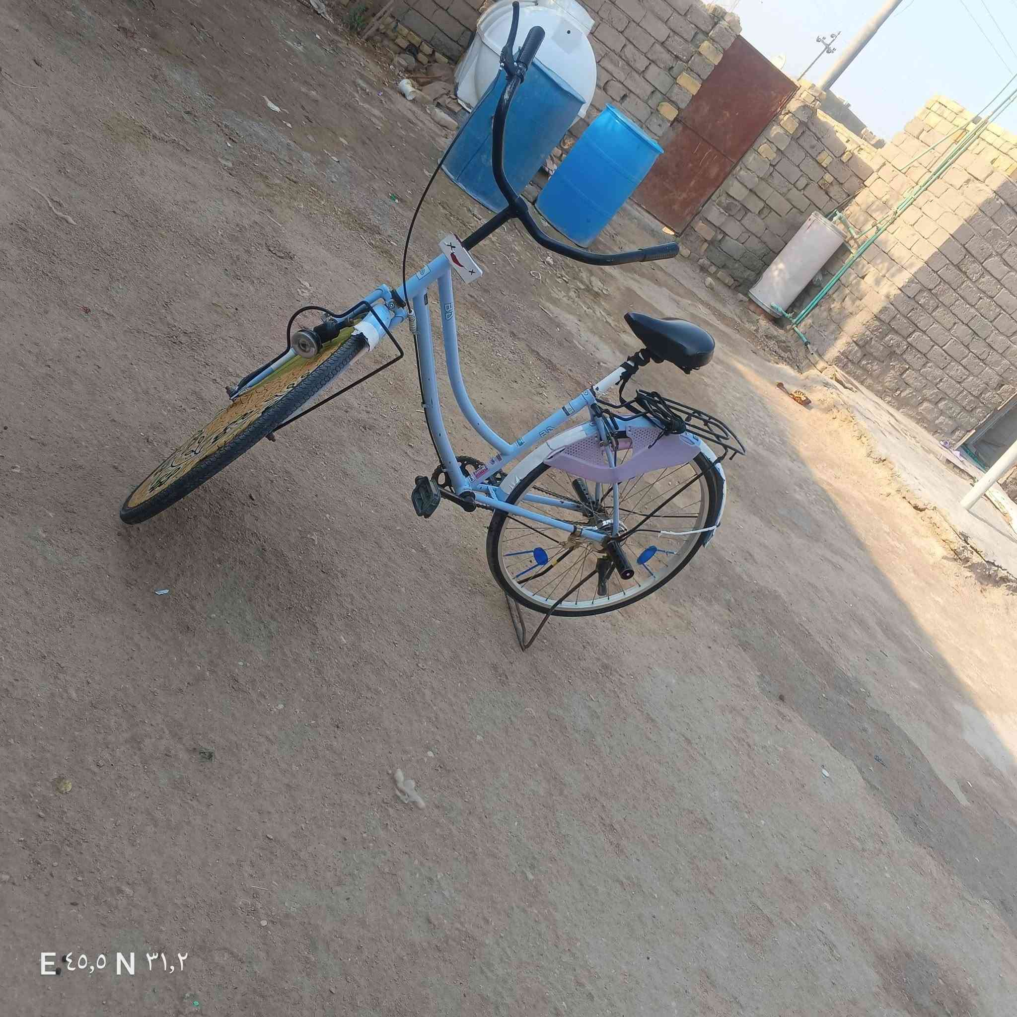 السلام عليكم بايسكل للبيع 95 وبي مجال قليل مراوس مراوس بكل شيء شكل شركه بيدي موديل 22 شاملق وراني وجدماني مراوس وبيع الشراي يتصل العنوان السماوه الخضر الحميديه شراي يتصل لهذا الرقم او واتساب او شري ويروش*********** عمراوش
