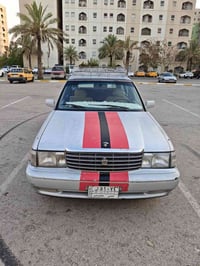 كراون ارنب • ١٩٩١ • محرك ٣٠٠٠