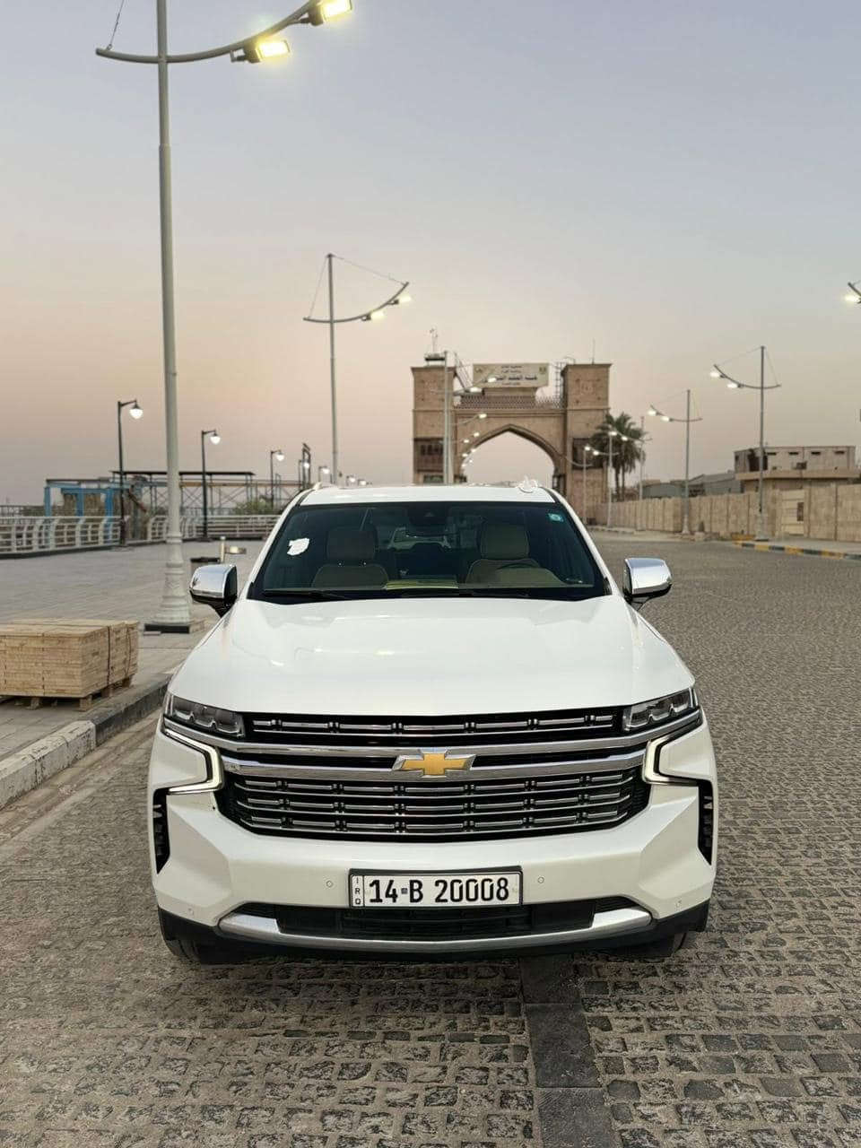 تاهو 2023 بسمي 
بريمير دواخل مشمشي 
فول مواصفات 
ماشي 40 الف ميل
جديده حييييل بدون اي نقص 
تقرير غرق بدون اي ماي داخل بيهه
شغاله
ابيض صدفي وليس عادي
السعر ٤٥٥
البصره القبله 
***********
