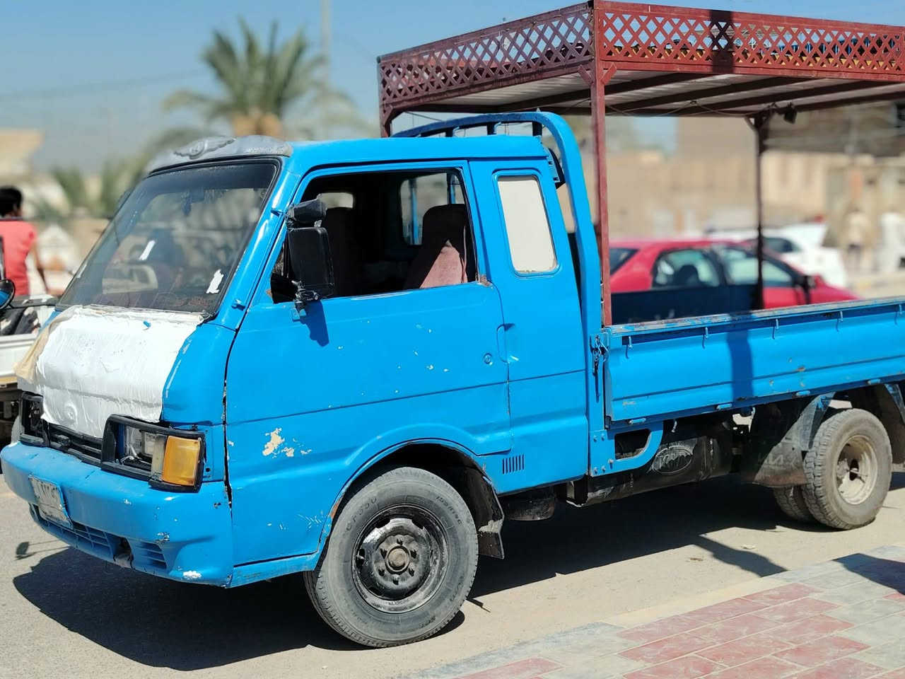 سلام عليكم شباب سياره للبيع مداور ثاني يوم هاذه رقم راعيه سعر 37, وبيه مجال ***********
