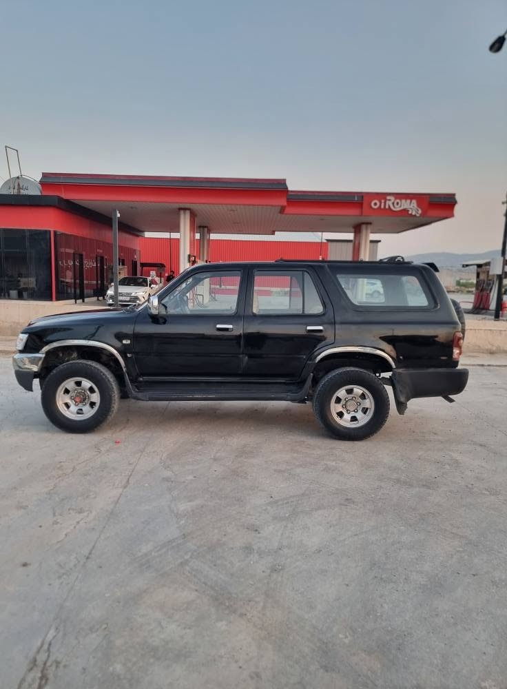 دێر مۆدێل 2005 دەبل اکسل سعر58$
سەیارەکەنمونە یەلەجوانی کامل بۆیاخ 
بۆجوانی مکینەی بوخاری هەیە گێڕو دەبل اکسل کارەبای هەموی بەشەرت  58$
***********
*********** السليمانية, العراق
