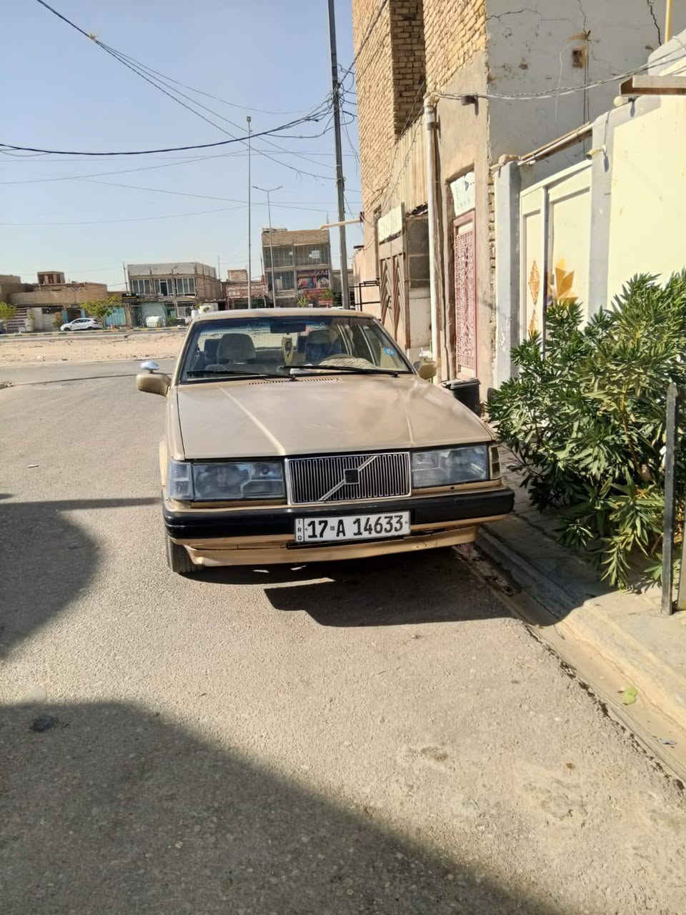 فالفو موديل 92 رقم مثنى موجوده بلنجف راعيه نجف حي العسكري حجم ٩٤٠ السعر ٤٥ وبيه مجال تبريد عاطل كير مكينه مكفولات وبلاديات الكشر مكفول من الضربه ومصبوغ عام ***********
