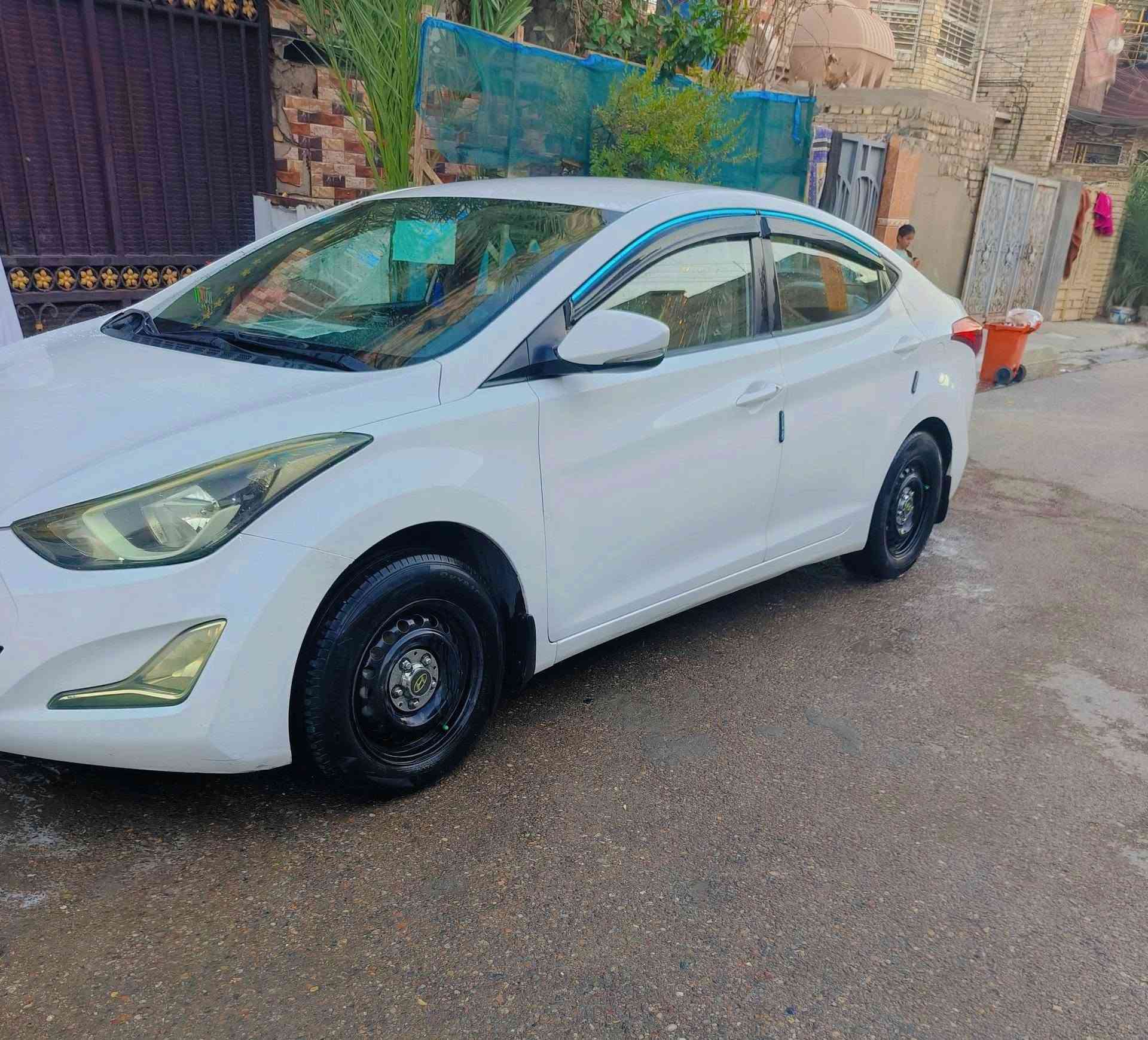السلام عليكم النترا 2015 خليجي مكينه 1800دوش  رقم بغداد تحويل مباشر. السيارة بيهة مكانين بارد شبرين صبغ  صدر أمامي وخلفي جديد تخم تأير جديدفقط ولباقي كفاله عامه سياره احلا من الصور  ابيع  السعر 115 وبيها مجال  الرقم ***********
