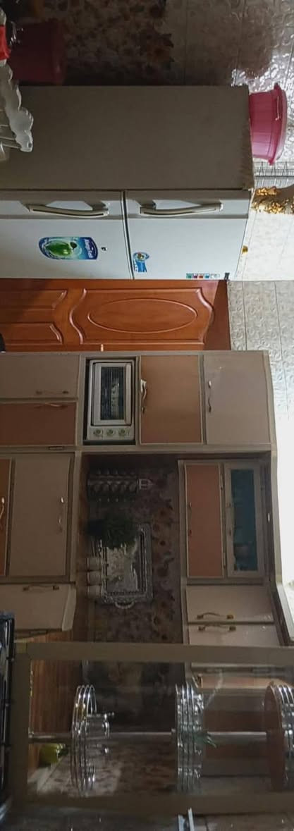 مشتمل للبيع حي الجبيريه الثانيه المساحه 125 متر طابقين 3 غرف 

  🌍 الموقع  /سامراء حي الجبيريه الثانيه 

        ■■■■■■■■■■■■■■■■■■■■■■■■
           للإستفسار أكثر يمكنم التواصل عبر رقم الهاتف 
                3323213 0772☎️  

        
  🙋‍♂️ مكتب السهل الاخضر للعقارات الضباط الثانيه 🏡
