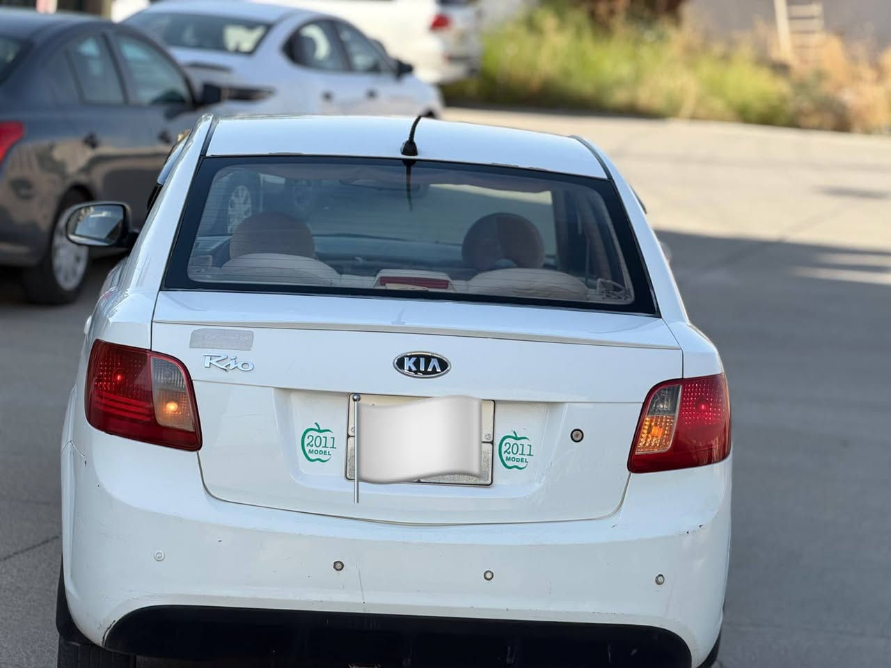 كيا ريو 2011 kia rio
وارد خليجي 
داخل اصفر 
تحكمات ستيرن حاكية 
حساسات خلفية 
كير اوتو و مكينة 16 (1600) شرط 
كهربائيات وطخم شرط سيارة جاهزة مايعوزها مصرف
4 قطع صبغ بدون دواخل بدون ضربة
رقم اربيل الماني بسمي شرط التحويل 
مكاني موصل الايسر
السعر 79 ورقة (7900$)
بيع نقد فقط بدون مراوس بدون قسط بدون مدة 
 *********** اتصال + واتس
