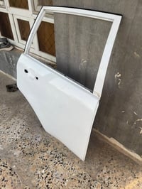 باب سياره • قطع غيار • للبيع