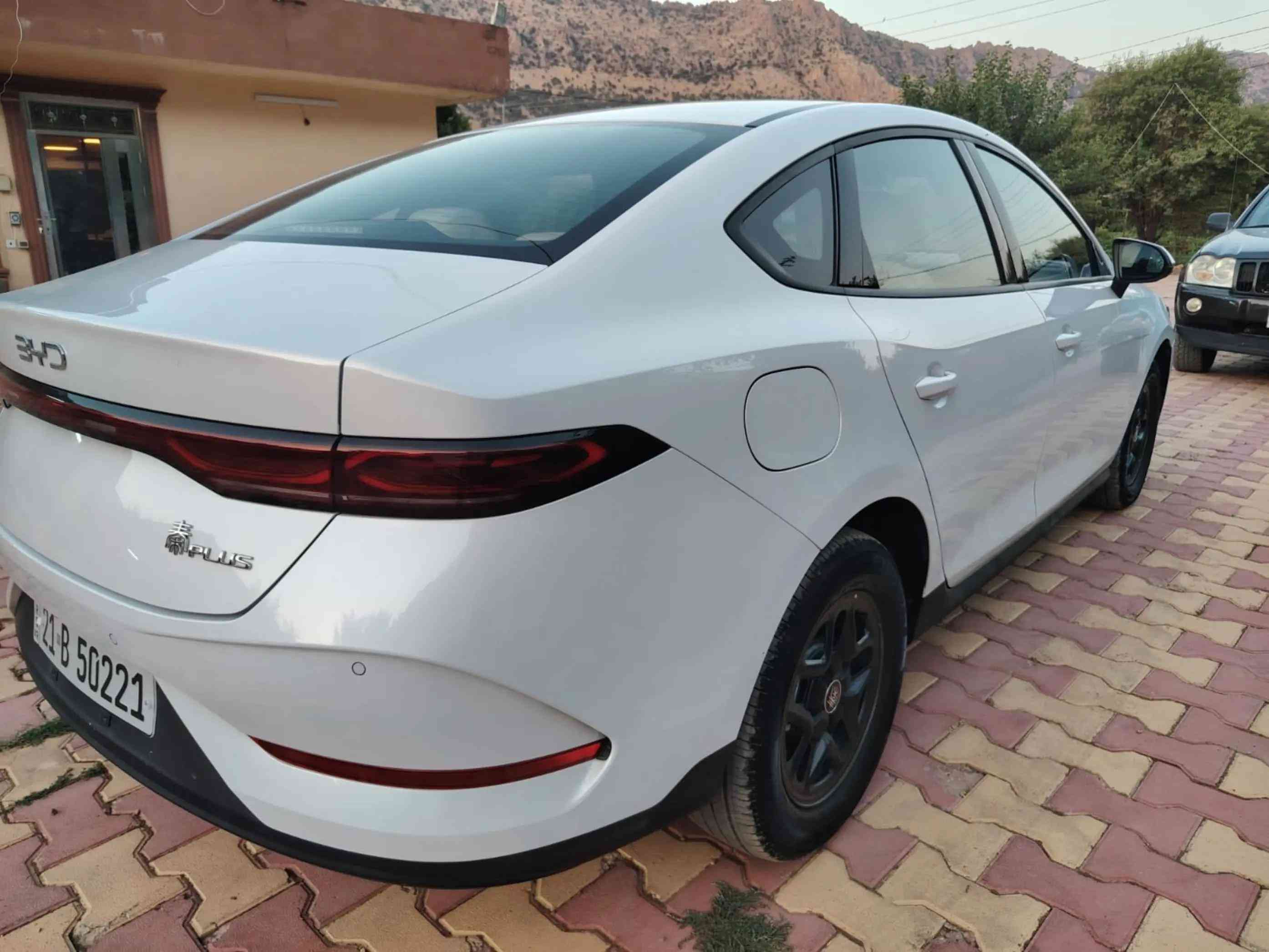 ـBYD ـ2025 بی بۆیاخ مواصفات   ئاوینە ئیشارات ،  ناو سپی ،  کوشن جلد ، گیچ ئەلیکترۆنی ، سوکان ڤۆلیوم ، سوکان تەلفون ، کامیرە ، حاسە ، لایت لید ، ویل کڕۆم ، دەسک بصمە ، بگ لایت لید ، دوای حاسە  ـ6.000 Km بۆ زانیاری زیاتر کۆمینت یان پەیوەندی بکە ☎️.  ***********📞 *********** 📞  ناونیشان سلیمانی شەقامی مەلیک محمود  Salahaddin Auto — معرض صلاح الدین  https://maps.app.goo.gl/GTqjTbohj8BvP

