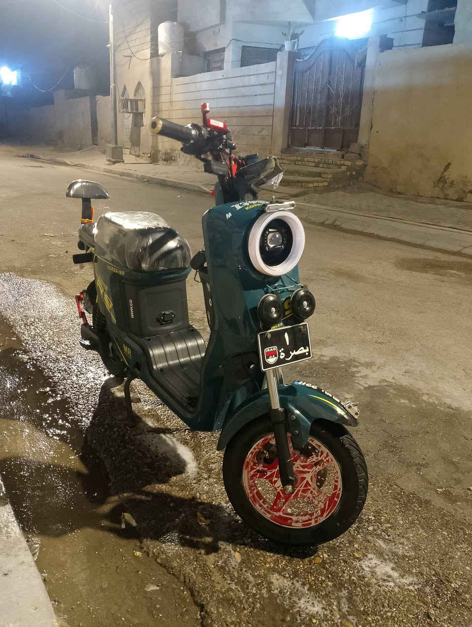 دراجه شحنR9الدراجه نظيفه وجديده صالهة شهرين طالعه من الوكيل دراجه ما ماشيه هواي مجرد اروح بيهة للشغل وارجع بعد تبقه بالبيت دراجه مزوده بغراض وغراضهة الاصليه بعدهن جدد ضامهن بطاريات اكبار مو اصغار السعر500وبيهة مجال بسيط عنواني بصره حيانيه للاستفسار***********
