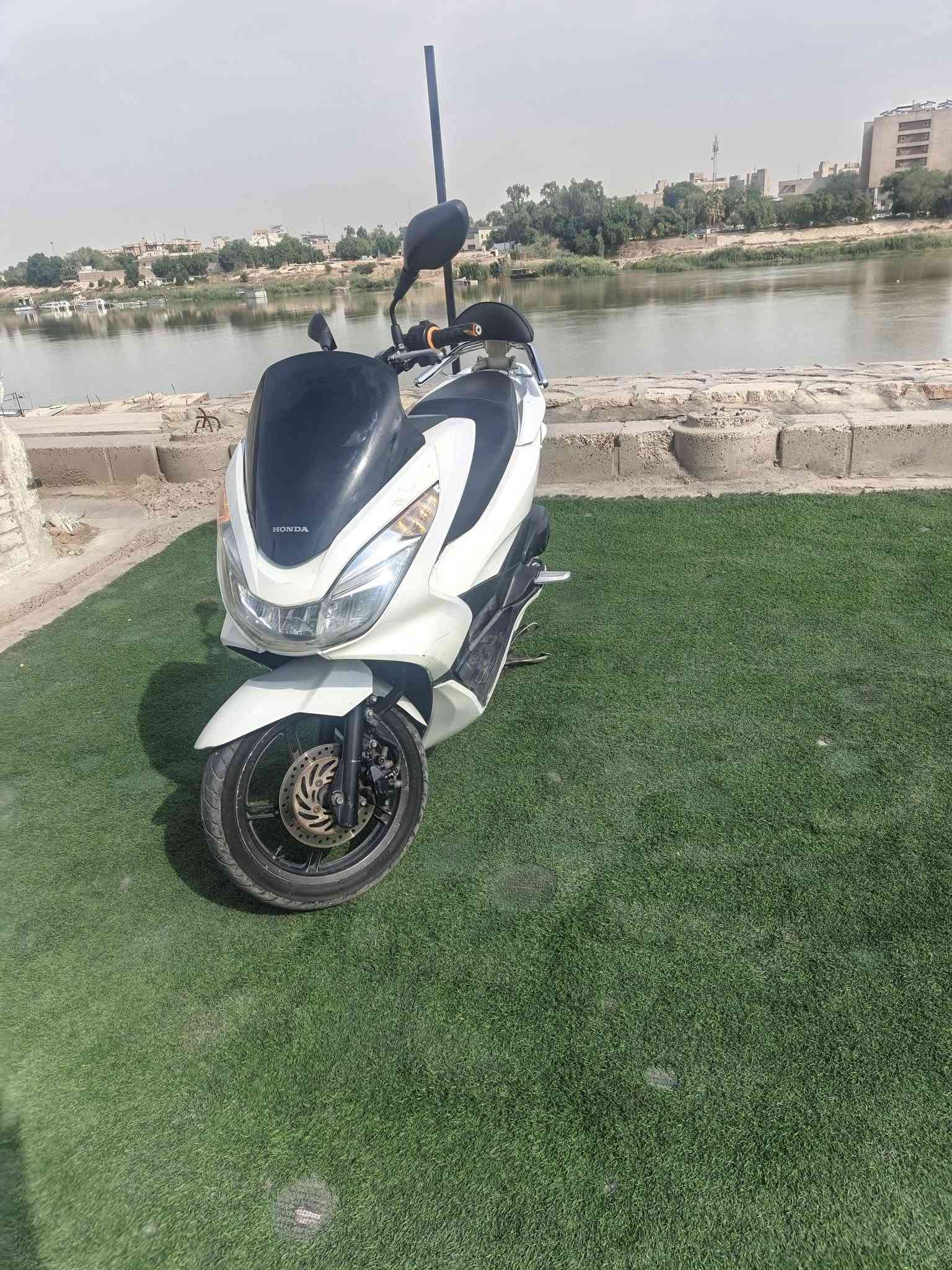 PCX جيل الثاني • ١٥٠ • مشيه ٣٠الف