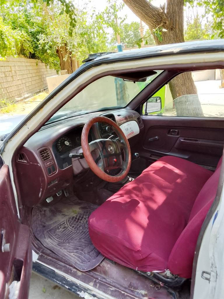 پیکاپ نیسان 
2006
5قولاب
بۆیاغ عام
کێڕ و مەکینەو شەنسی بەشەرت 
تەخویل و خڕامە بەشەرت 
سعر $69 مەجالێکی برایانە
***********wats ap سوران, أربيل
