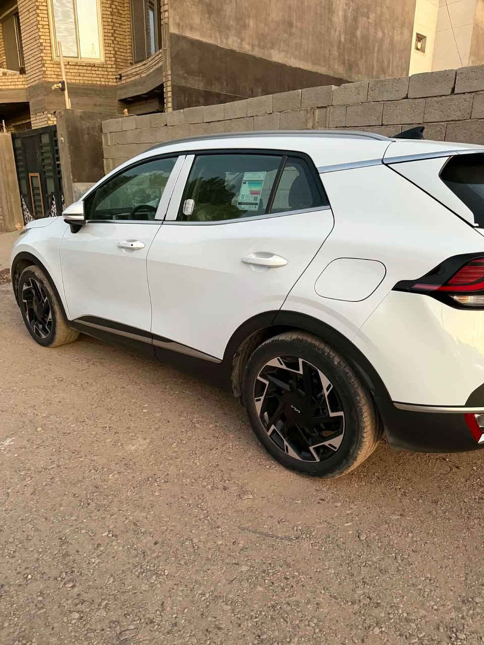 كيا سبورتج موديل 24 خليجي
كيا سبورتج موديل 24 خليجي 

◉  المحرك: 2000 دوش 

▪️ الموديل2024

▪️ اللون: أبيض 

▪️ المسافة المقطوعة: 46الف كم

▪️ رقم بغداد 

◉ الترحيب عند الاقتراب من السيارة

◉ مقاعد أمامية تدفئة

◉ تشغيل عن بعد

◉ نظام استشعار الحركة عند فتح الأبواب

◉ الشاشة مجهزة باللغة العربية

◉ حساسات أمامية وخلفية 360°

◉ مقاعد أمامية كهربائية

◉ تحكم كامل بالستيرن

◉ مرايا شفط

◉ كاميرا خلفية متعددة الزوايا

أنظمة قيادة متعددة 

Eco
Normal
Sport
Smart

◉ بصمتان وكالة 

◉ مداخل Type-C و USB

⭐ السيارة مكفولة كفالة عامة محرك، كير، كهربائيات) على وضع الشركه
 
‼️السعر 220

📍مكان السياره بغداد 

📞رقم***********
