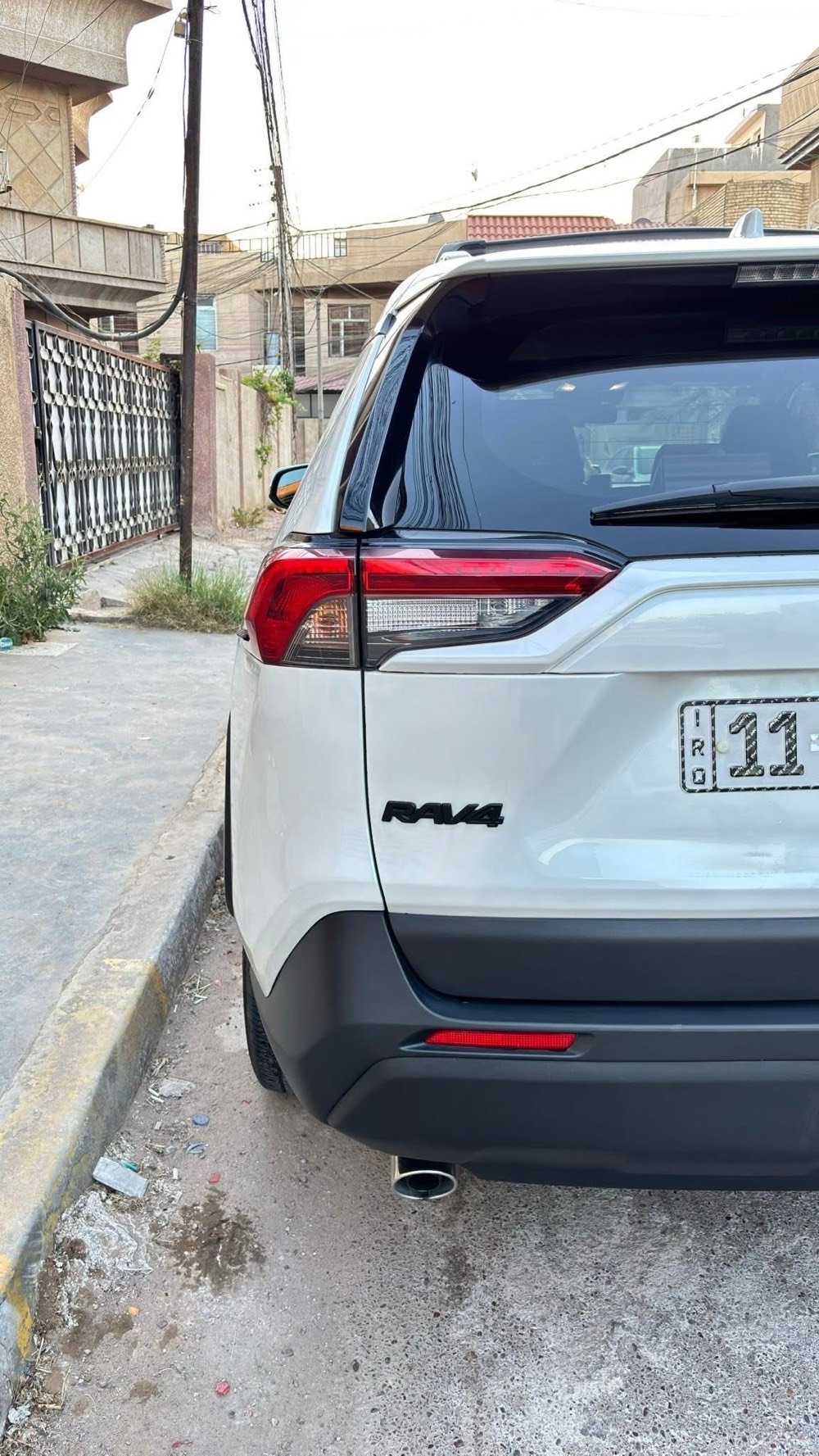 تويوتا راف فور هايبرد 2024 مواصفات فول XLE PREMIUM للبيع فقط  

وارد :امريكي حادثها باب الراكب و خلفه  

اللون : ابيض صدفي  

عداد المسافة :17 الف كيلو متر

حجم المحرك : 2.5L (4,سلندر) هايبرد

المواصفات:(HYBRID,XLE PREMIUM)

فــول الفــول مــواصــفــات 

كشنات جلد و تدفئه

فتحة سقف 

دبل اكسل (𝐀𝐖𝐃)

کیج الکتروني

ابواب بصمة 

بصمة تشغيل 

تشغيل عن بعد (𝐑𝐄𝐌𝐎𝐓𝐄 𝐒𝐓𝐀𝐑𝐓)

شاشة أندرويد اوتو ، كاربلي

كاميرا خلفي

هاند بريك بصمة

اوتو هولد : 𝐀𝐔𝐓𝐎 𝐇𝐎𝐋𝐃

رادار امامي (تحديد مسار)

رادار جانبي (نقاط عمياء)

رادار خلفي (التحذير من الاصطدام)

حساسات امامي

حساسات جانبي 

حساسات خلفي 

نظام : 𝐄𝐂𝐎

نظام : 𝐍𝐎𝐑𝐌𝐀𝐋

نظام : 𝐒𝐏𝐎𝐑𝐓

نظام : 𝐓𝐑𝐀𝐈𝐋

مانع انزلاق+𝐀𝐁𝐒

تحكمات استيرن 

ستيرن هيتر

كشنات كهربائي 

كشنات هيتر

تبريد قطعتين

صندوق شفط كهربائي 

لايتات 𝐋𝐄𝐃 

لايتات ضبابية بلادي

بكلايتات 𝐋𝐄𝐃 بلادي 

ويل حجم 18 بلادي

اريل نفكيشن

حساس امطار

حساس لايت

مثبت سرعه

جامات اوتو 

كتلوكات السيارة و كل شي موجود دوسات بلاديه برده صندوق 


سعرها 26,500$ بيها مجال 


وصورة مرفقة للسونار 

للتواصل ***********
