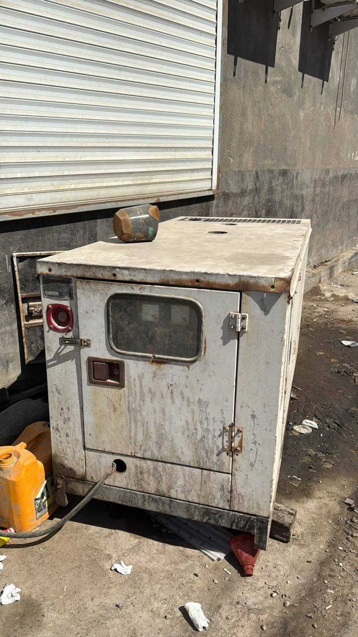 مولد للبيع مجفته تجفيت عام شغاله بس خبطت  بيركز ٢٥كي في للبيع  في البصرة ***********
