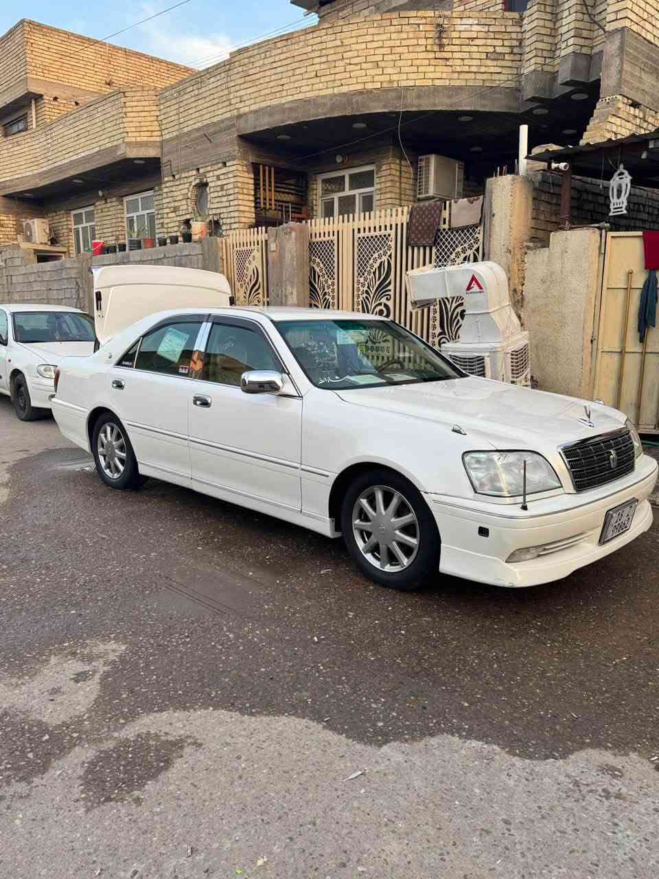 بسم الله الرحمن الرحيم
الهم صلي عل محمد وال محمد 

للبيع ملكه ١٩٩٩
محرك D4.             3000
الموصفات ٤دكم تبريد قطعتين 
ثلاجه خلفيه 
ويل نجمه تخم تاير جديد 
قرار ٤٨ باسمي كفاله عامه فول عده الفتحه 

تحويل وين مايعجبك 
***********
***********
