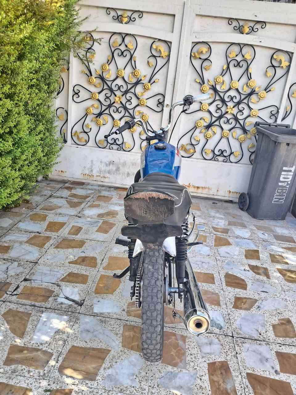 السلام عليكم 
دراجه نامه برو للبيع محرك موديل 2023 كبس ونشط شلعه ومعدل محرك كبي مفتوح بس قبغ الفيلسه امبدل الدراجه تكو صوت بل محرك الصوت سبب قطه واكعه داخل المحرك ومسويه هلصوت خفيف هواي يعني ما الها اي ضرر دراجه كامله مكمله وشرط عل فحص الدراجه وشاصيها كفاله عامه 
 رايد بيها 300الف وبيها مجال بسيط للشراي وللجناي 
التواصل  واتساب فقط 
***********
