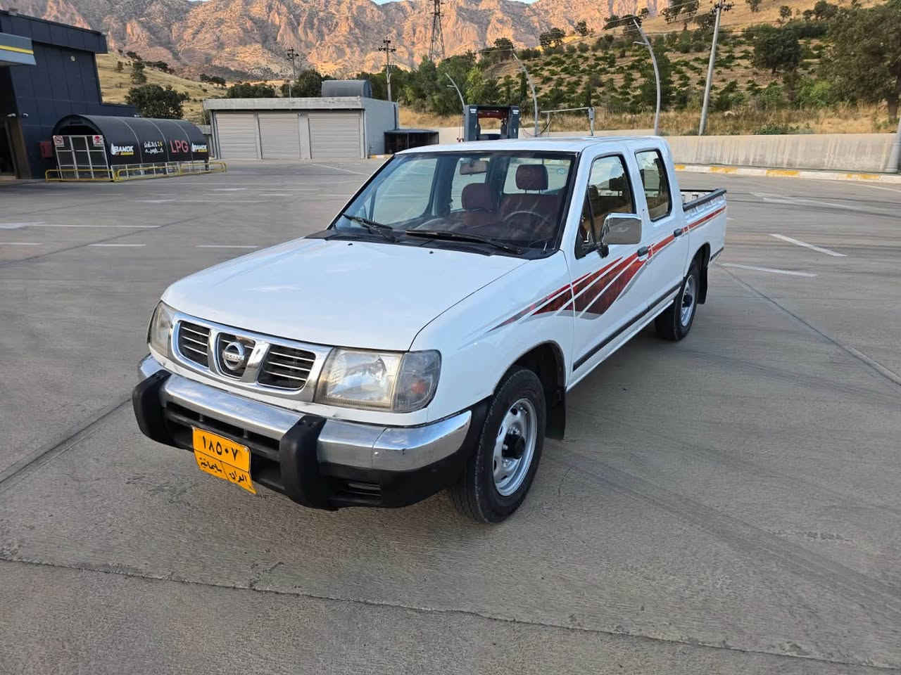 نسان پیکاپ  مۆدێل 2002
ناوسوچوارجام کارەبا
قوفل مەرکەزی دەبڵ گێچو 
مەکینەی بەخ تەبرید لەگەڵ سویچ🥶

چوارتایەی لۆک سەنەوی تازە 
بەناوی خۆمەوەیە ڕەقەم سلێمانی
 گێڕو مەکینەو ئەکسلی بەشەرت 
سەیارەکە زۆر زۆر جوانە ماڵی دۆستە
 دوسێ پەڵە کارتی هەیە

ژمارەی خاوەنی سەیارە
***********
***********
