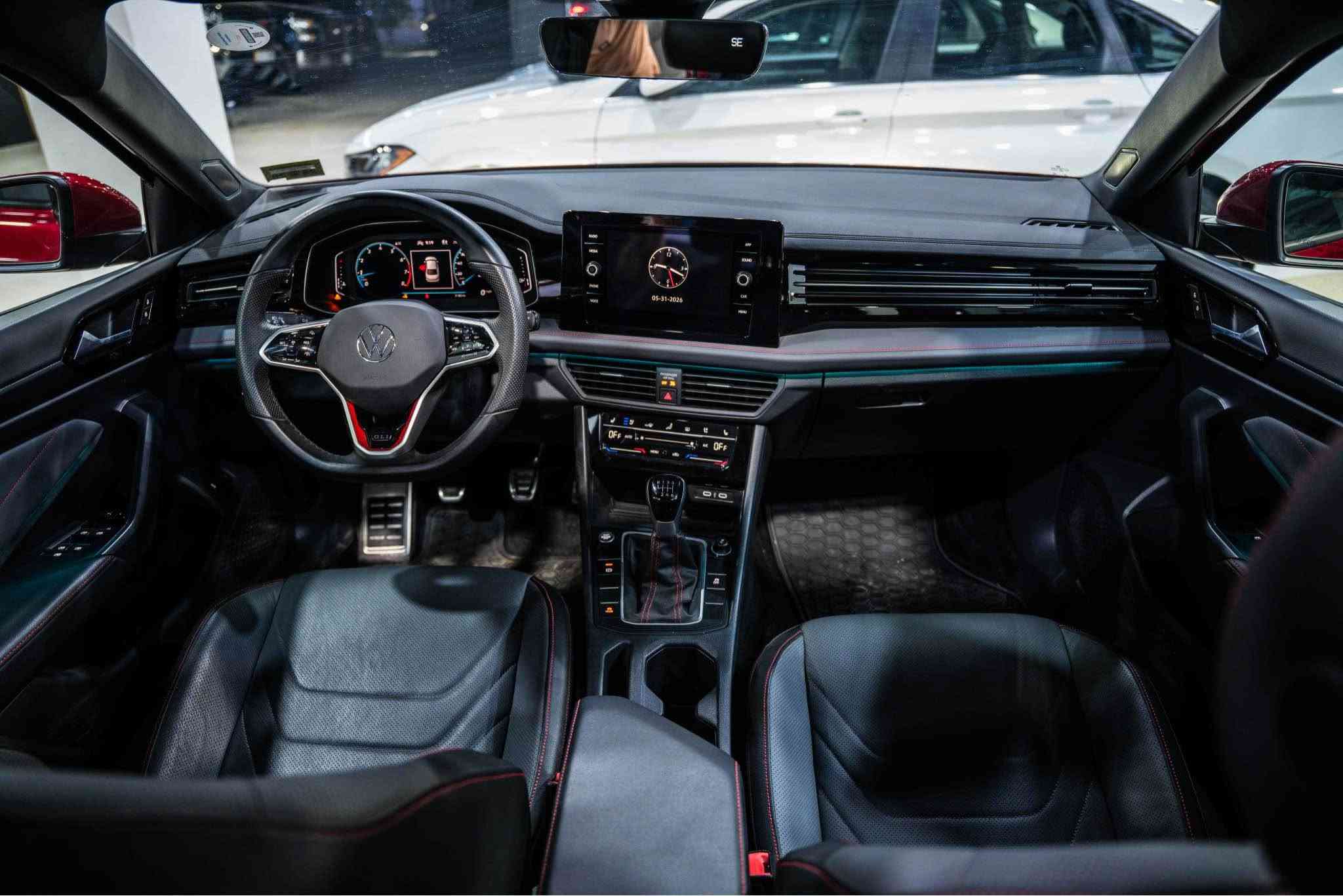 2025 VOLKSWAGEN JETTA, GLI AUTOBAHN 2.0L
سعر بلاش185$🔥🔥

موديل :2025
مواصفات : GLİ فول فوا
محرك : 4 سلندر 2.0L
وارد : امريكي
عداد : 3,500ميل
صبغ : بدون صبغ 
رقم : ( موقط) ( كاتي)
ناونيشان هةولير جادةي حديد و خشب پيشنگاي دايناميك موتورز
بو زانياري زياتر پةيوةندي بكةن بة وتس اب
*********** أربيل, العراق
