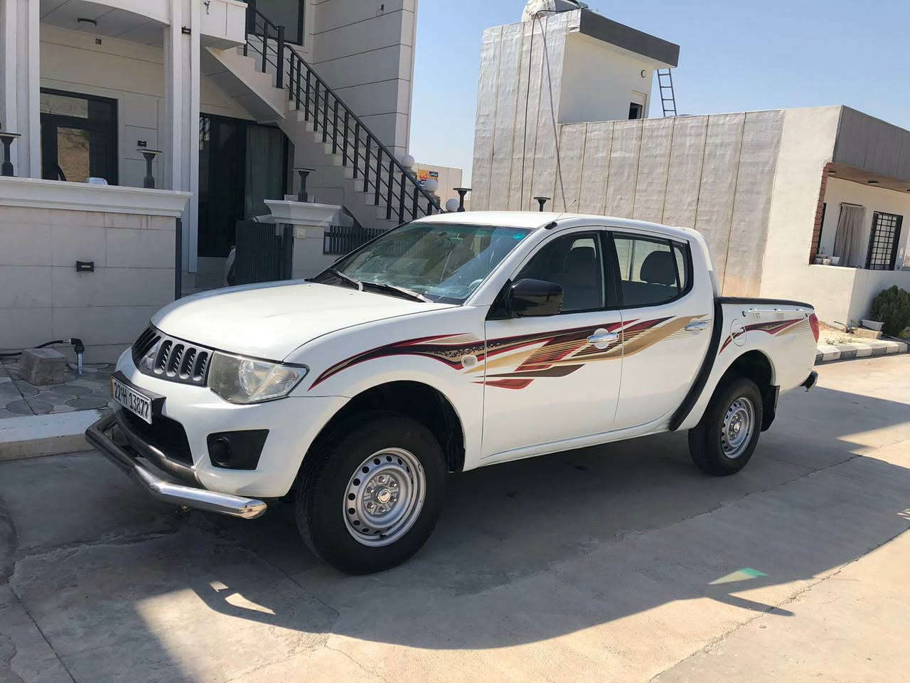 مستةر بوشي ٢٠١٣ مانگي٣ گاز بيلاد گيرومةكينةو كارةباي هةموي بةشةرت تايةو ويلي تازةية لوكة جركةي تيانية دةبل ئةكسلة بوياخ تةنكة لةسةر ساقي كامل بوياخة سةيارةكة زور جوانة وةك لةرةسمةكة ديارة سةنةوي تا ٢٠٣١ تازةية سعري ١٢٠ گةلا ژ.م *********** كالار, السليمانية
