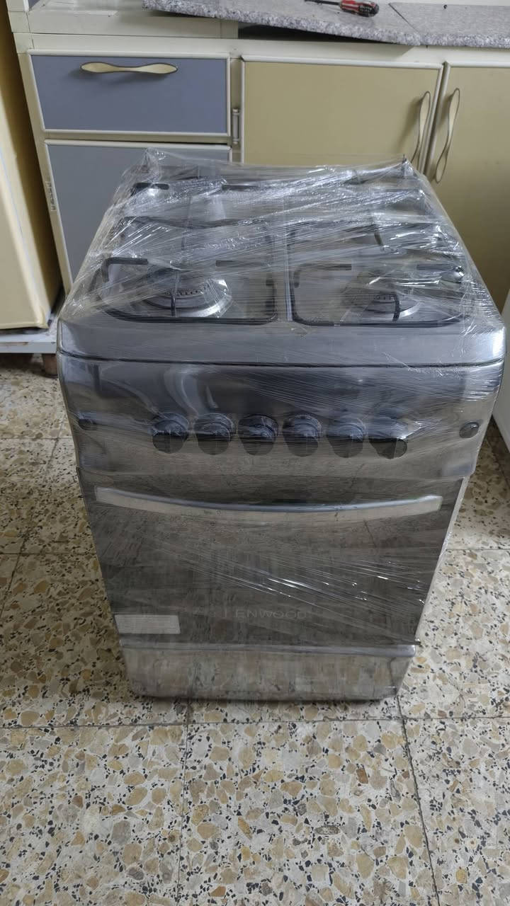 طباخ فريش المصري نضيف مابي اي شي كامل اربع مشاعل فرن فوك وجوه شغال نار عاليه وزركه اخو الجديد البيع مكان بغداد متوفر توصيل داخل بغداد سعره ب 75 ولي شراي يتصل ع رقم ***********
