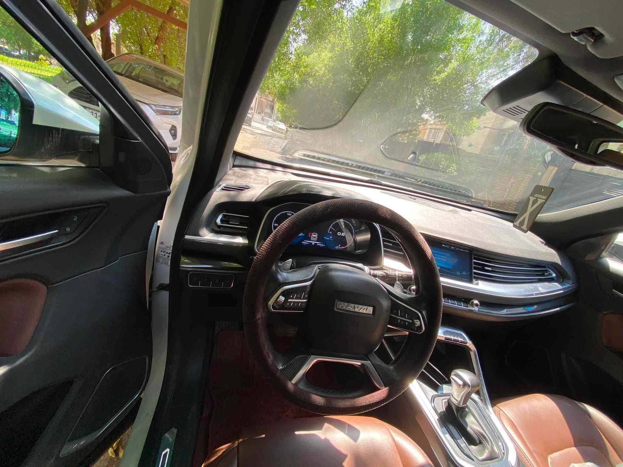 🫡السلام عليكم للبيع 
🚙هافال H6
موديل 2020
🚶ماشيه 32 الف 
مكينه 2000 TURBO🚀

بيها بارد شي قليل فقط لا صبغ لاتبديل 
🚙مواصفات الفول
بصمة 
بانوراما
عداد ديجتال
5 كاميرات 360 
12 حساس
اوتو بارك
ويلكب 19 
اوتو ستوب
اوتو هولد 
كراسي وستيرن هيتر
شفتات ستيرن
كشنات كهرب 
هندريك بصمة
نظام منحدرات
انارات داخليه
نقاط عمياء 
انارة بلدوسات
لايت لد
بك لايت لد
نظام الاناره الألمانيه عند الوقوف
اشاير مري وكهرب
كرسي خزن 
نظام ترحيب

السعر 💵💸140 ورقه وبيها مجال 
📍المكان- بغداد -الشالجيه 
الاتصال ☎️هـ***********
