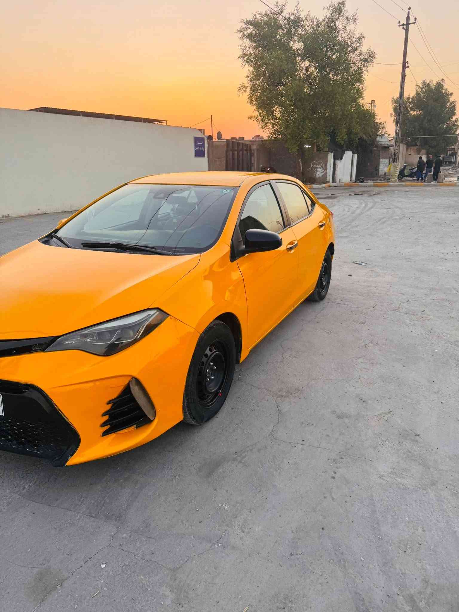 سلام عليكم للبيع فقط كورلا موديل 2018 سياره حادثه جاملغ خلفي مواصله للحوض مكينه او كير مكفولات تخم تاير صدر امامي خلفي جدد تبريد ثلج ❄️ شاشه جبيره تحكمات ستيرن السيارة جاهزه من كلشي امصفره هيئة اوغرامات مكاني بغداد السعر 95 اتصال ☎️ فقط ***********
