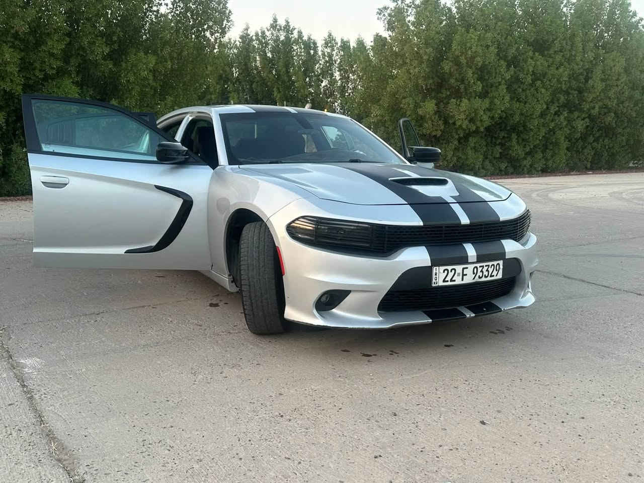 السلام عليكم 
للبيع جارجر2022  sxt امريكي حادث بسيط وموضح بالصور ايرباگ  درگه فقط ماشية 56  الف مايل السيارة جديدة وجاهزة من كلشي تايرات جديدة وصدر جديد 
مواصفات السيارة :•
• تو ويل 
• ⁠بصمة
• ⁠حساس خلفي
• ⁠كاميرا
• ⁠تشغيل عن بعد
• ⁠كشن كهرباء
• ⁠تبريد قطعتين
• ⁠منظومة زينون
• وباقي المواصفات معروفة
• ⁠السعر 235 ورقة  وبيها مجال
رقم الهاتف : ***********
