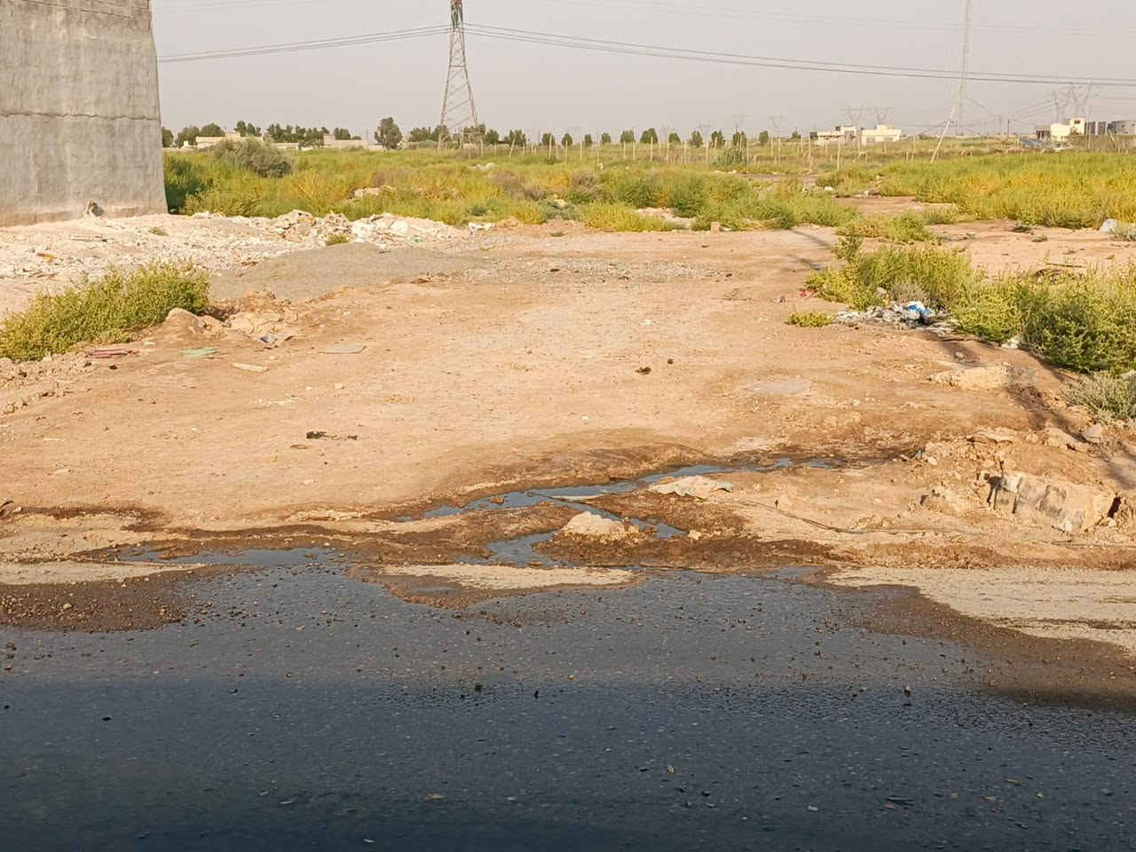 قطعت ارض للبيع او مراوس بسيارة حسب القناعة الموقع منطقت بوب اشام مساحة 125 واجهة 5 ولباقي نزال موقع بوب اشام مقابيل بستان بشار منطقة كامله خدمات مي مجاري كهرباء تبليط نت قريبة عسوك سند 117 منطقة كلهة مبنية 
سعر 17 بيهة مجال بصيط بناء مفتوح بلمنطقة 
*********** واتساب
