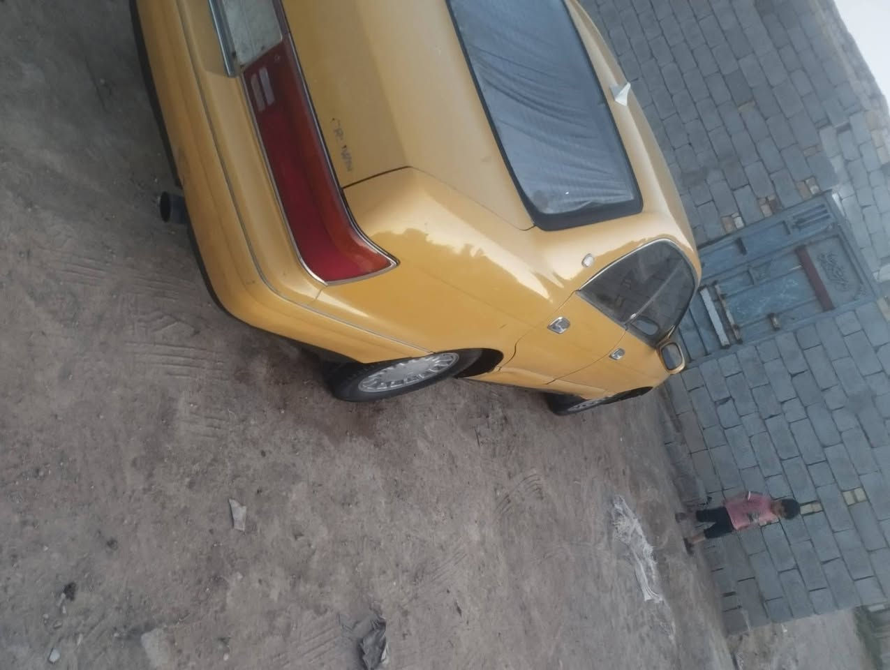 بطه فصل مكفوله عيب شرعي وكص ونقل وضربه  (مكينه ادخن) والباقي شرط الفحص مكاني الشطره *********** السعر 30وبيها مجال

