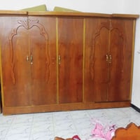 غرفه اخشاب • نظيفه • رخيصه