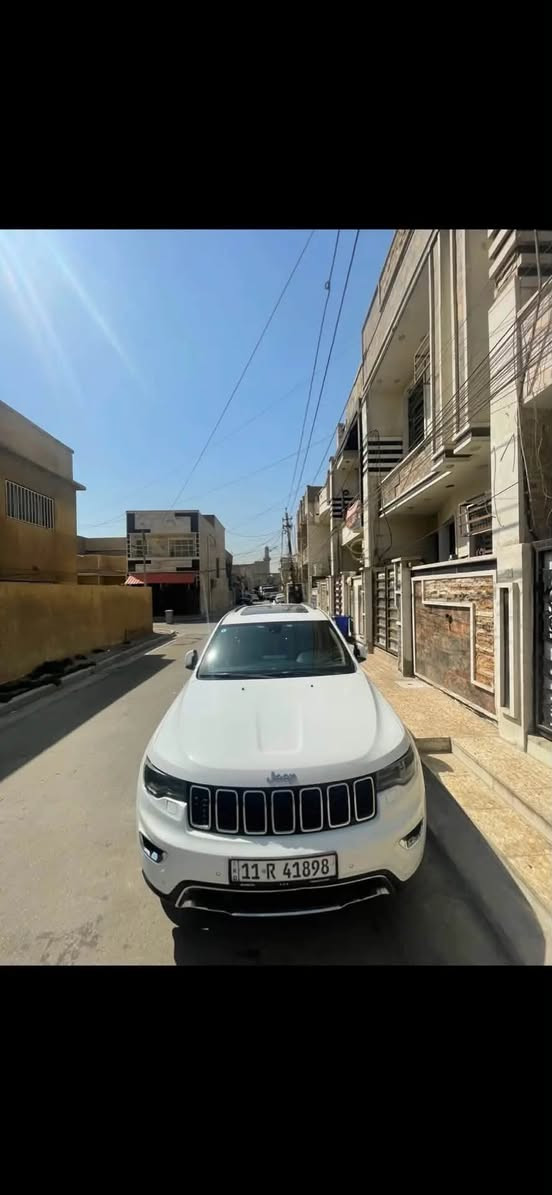سلام عليكم للبيع جيب لمتد بلاس خليجي 2018 رقم بغدادسنويه جديده 
خليجي وكاله هارلم 
3 شاشات
فول مواصفات 1/1
مكينه  3600
ماشيه 78
مكفوله كفاله عامه
تشغيل عن بعد
شاشه جبيره 
كامره دواره
جنطه كهربائي شفط
شفتات ستيرن 
تئدفه بلستيرن
حساسات امامي خلفي
دبل كزوز
سستم صوت 12 سماعه
دمامي خلفي بصندوق
قطعتين تبريد 
كشن خزن ميموري 
داخل جلد
تدفئه تبريد بكشنات
ستيرن تدفئه
لايت زنون بلادي
اطفاء محرك اوتو عند توقف
اوتو بارك مساعد
ردارات جانبيه
توقف ذاتي 
رقم الهاتف .. واتساب ***********
مكان السياره بغداد
